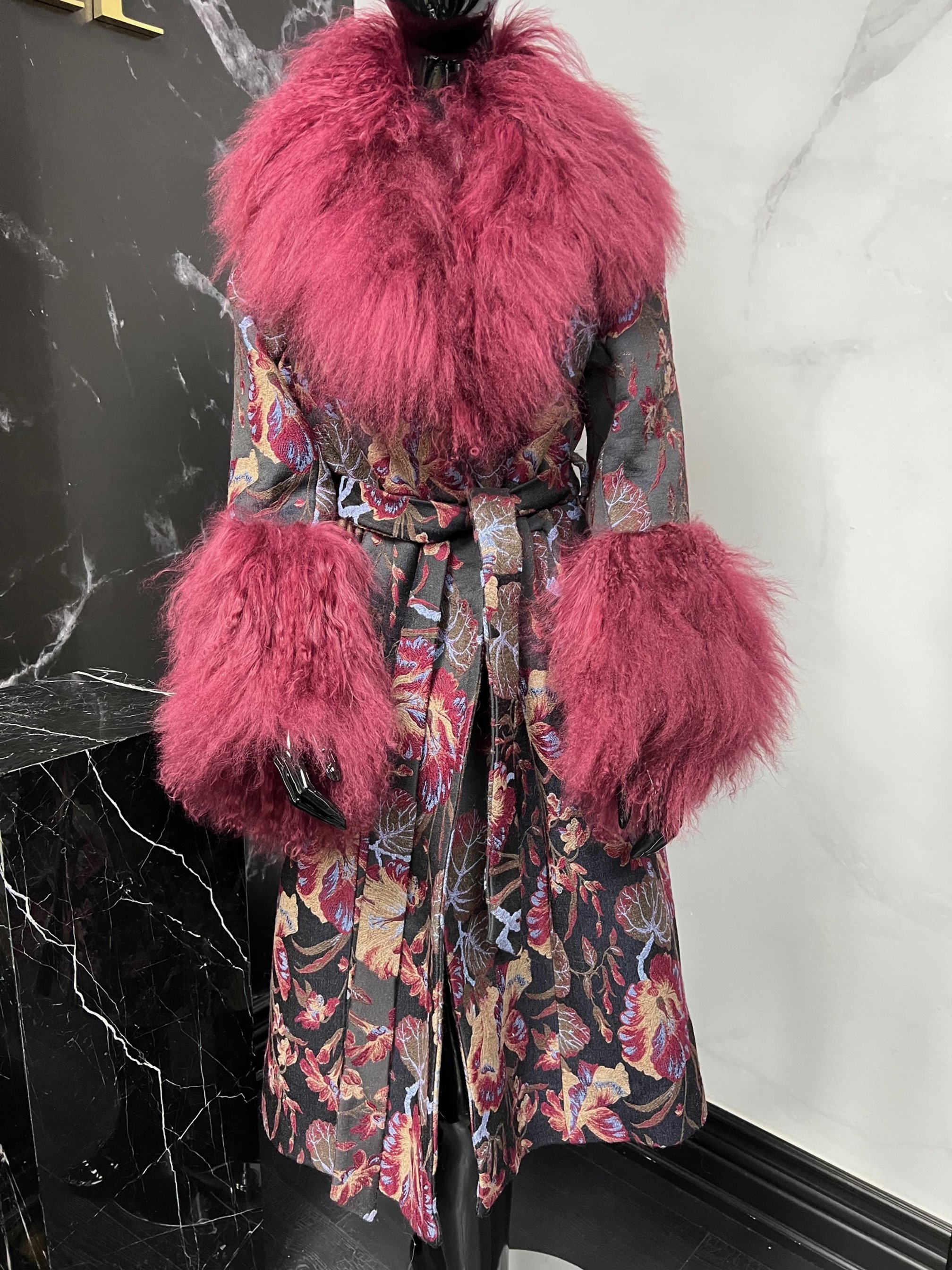 BROCADE COAT W/ OXBLOOD MONGOLIAN FUR (M/L)