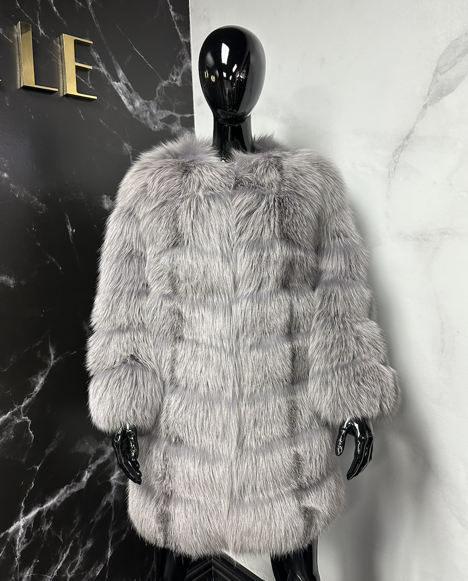 GREY FOX FUR COAT (M/L)