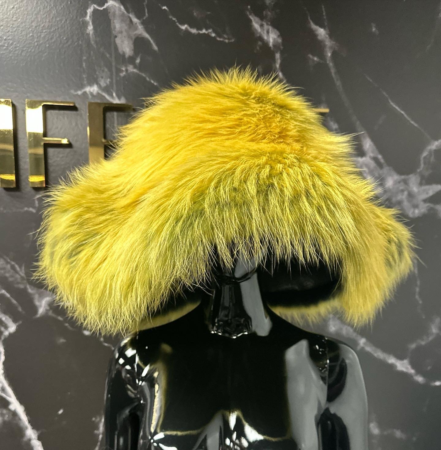 FLOPPY FOXXY HAT (YELLOW)