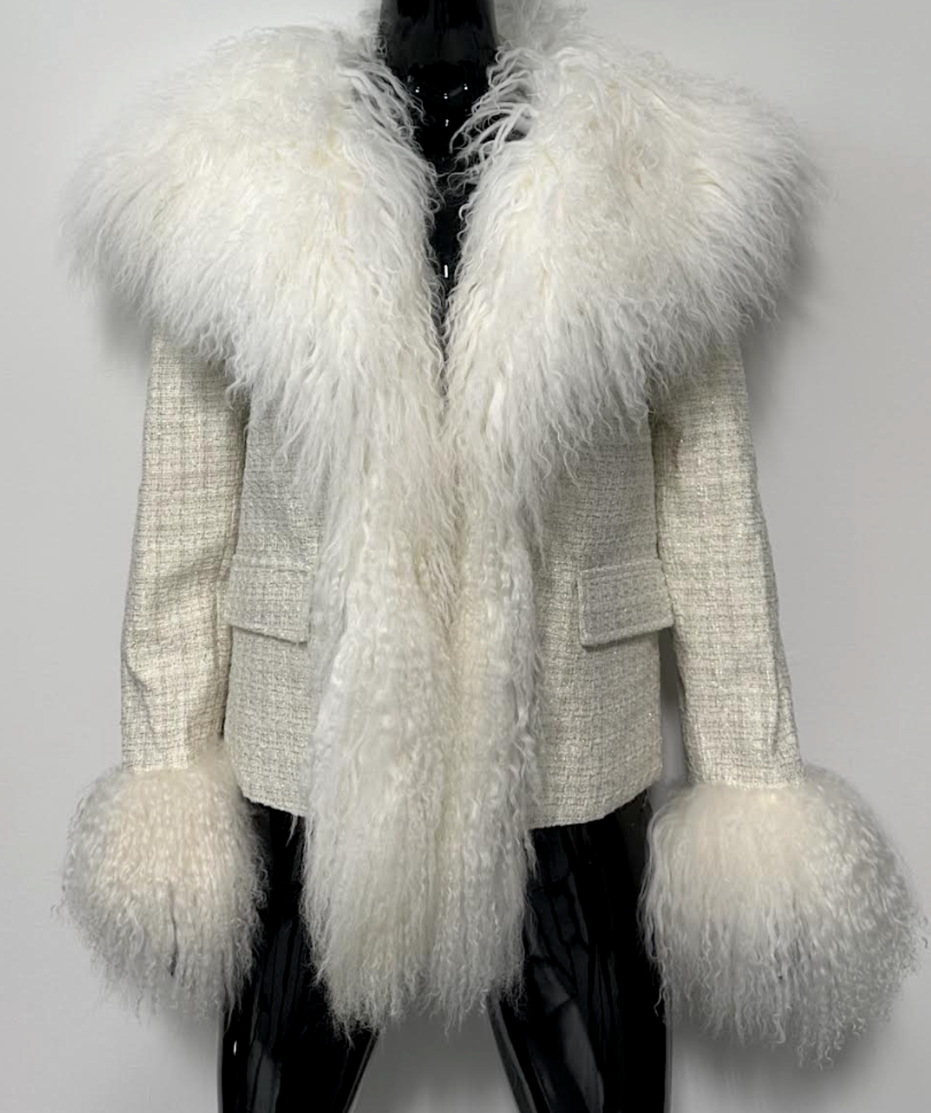 WHITE TWEED MONGOLIAN COAT SIZE M