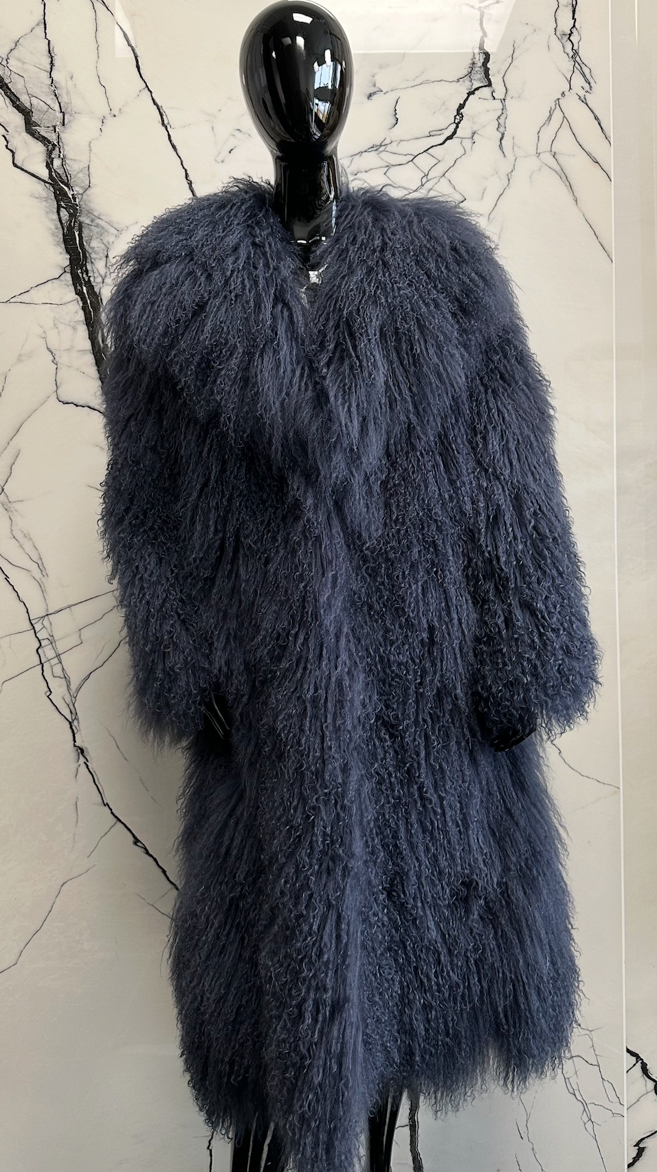 GREY SHEARLING COAT WITH MEDIUM SHAWL COLLAR  (LONG LENGTH) - M/L