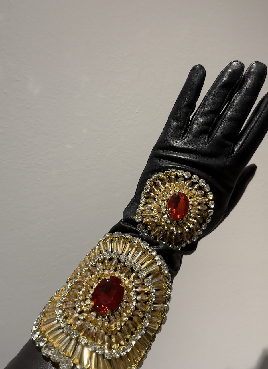 GOOD FORTUNE RUBY RED GLOVES (OPERA LENGTH)