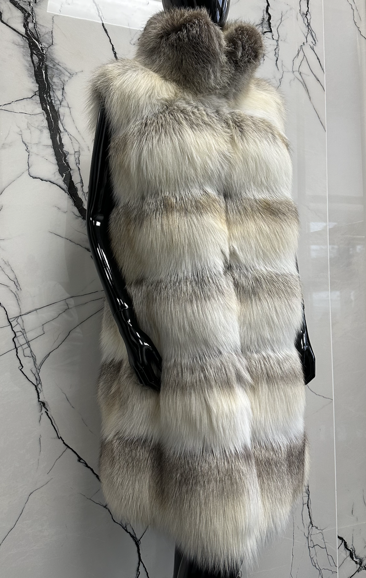 SIBERIAN FOX FUR VEST (LONG) - M/L