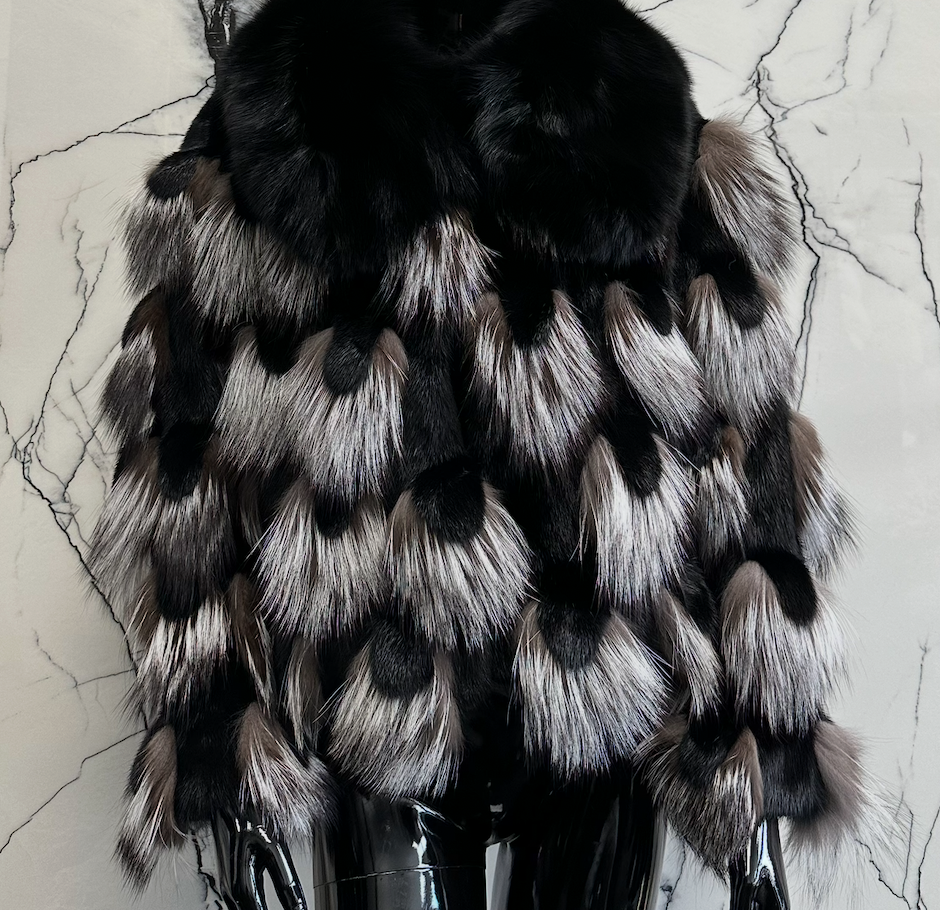 BLITZEN COAT (SILVER X BLACK) - SIZE M/L