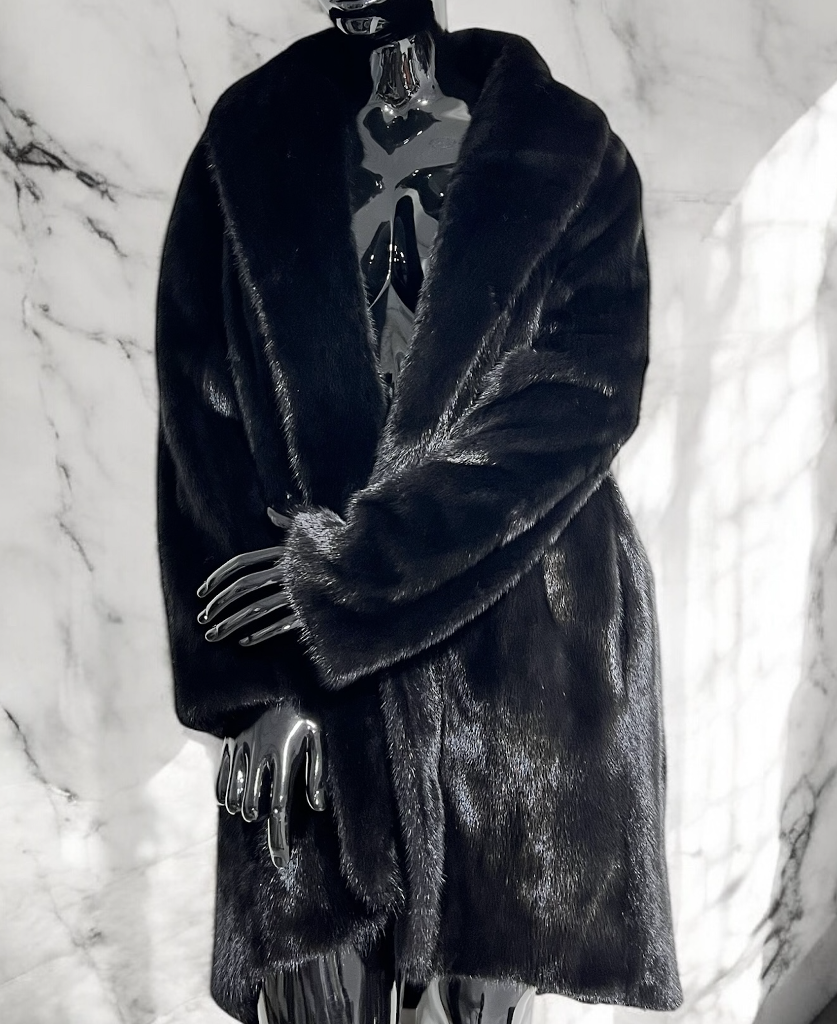 BLACK MINK GLAMOROUS COAT (M/L)