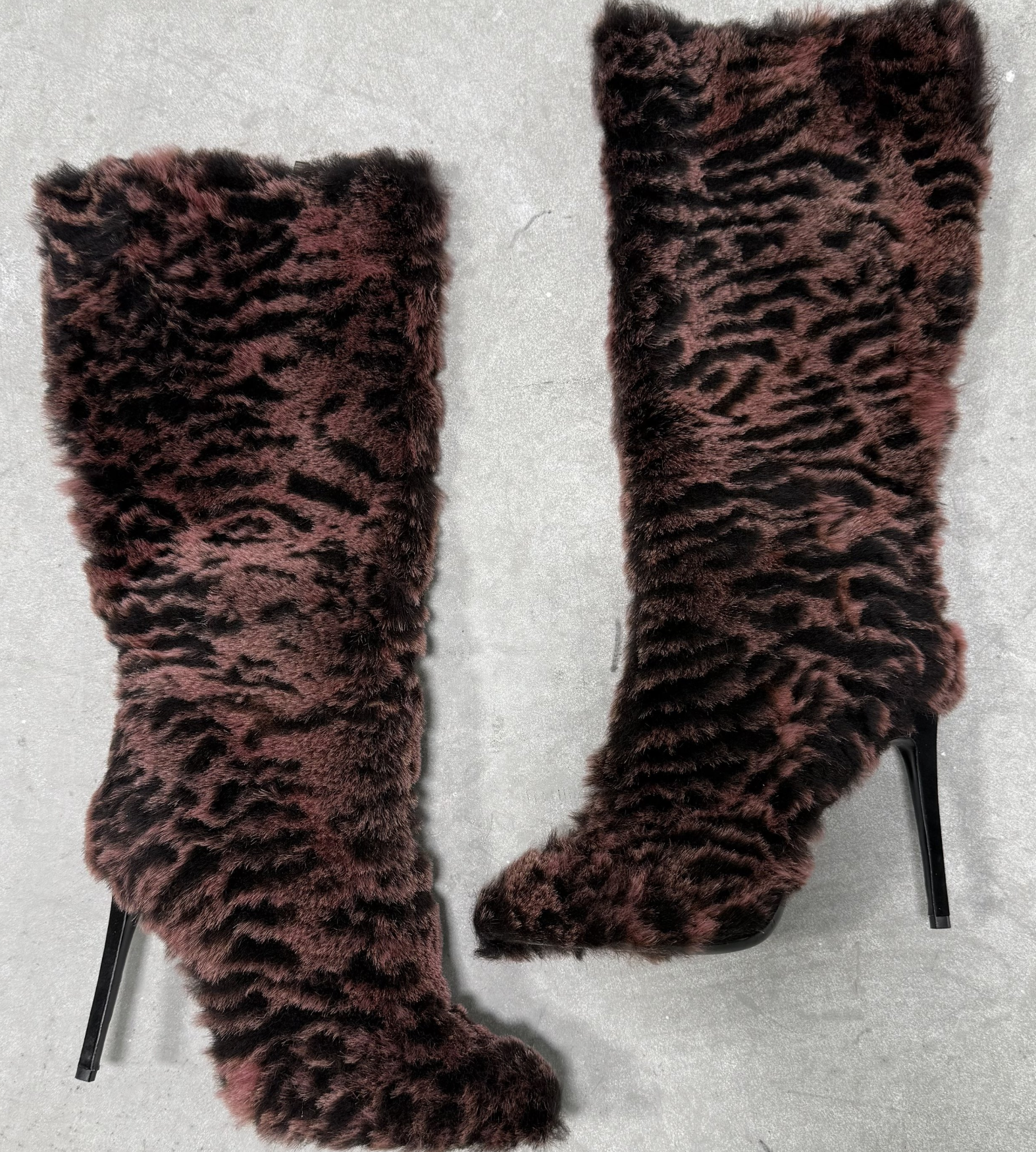 PINK/DARK GREY ZEBRA STRIPE NAOMI - SIZE 41 R