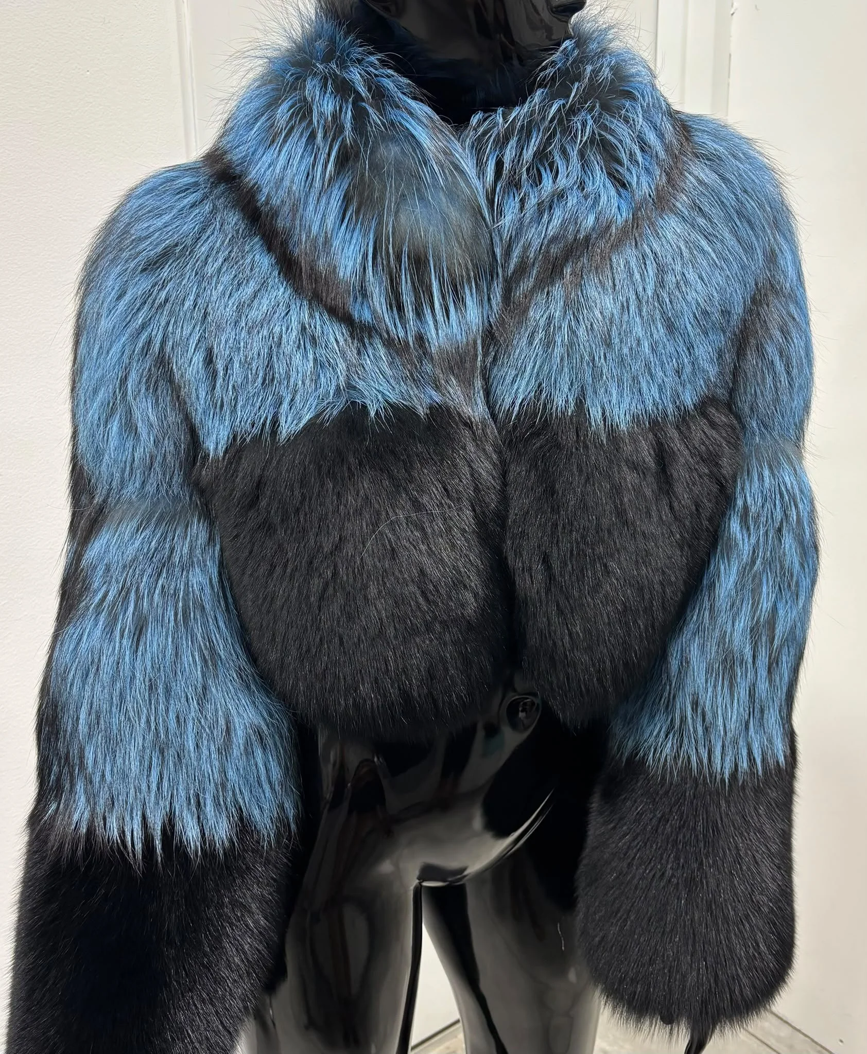 SAPPHIRE BLUE CROPPED FOX BOMBER (M/L)