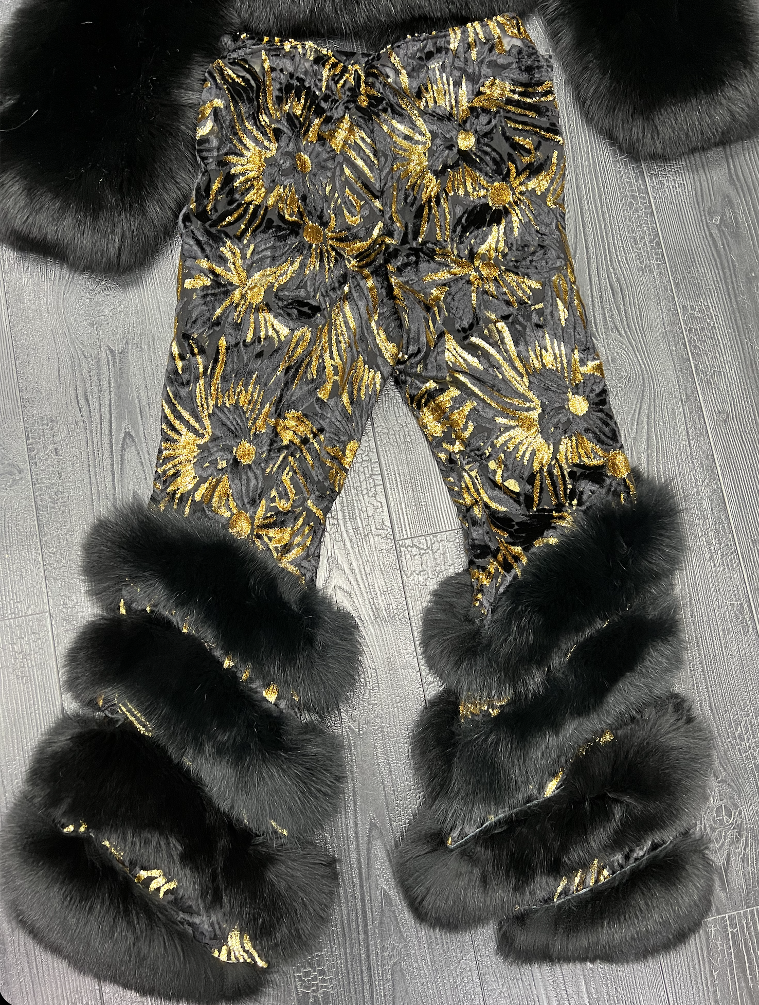 BLACK X GOLD VELVET X FOX FUR PANTS
