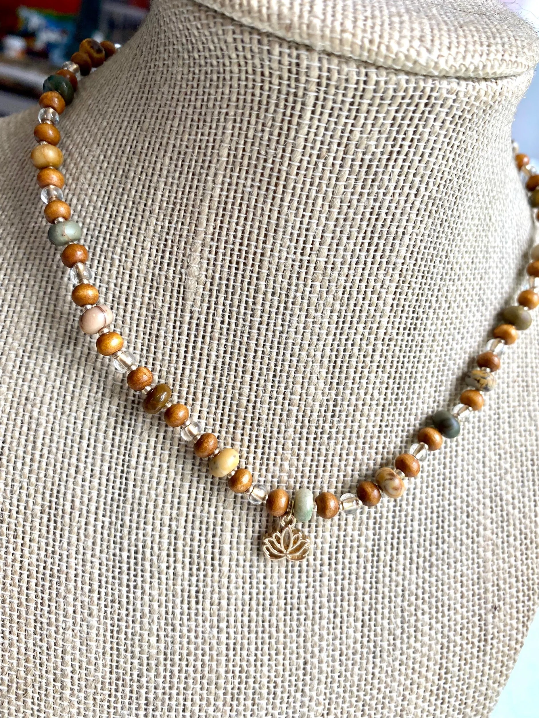 6C7F43A0-F09B-4B8C-97DD-20388BF62080