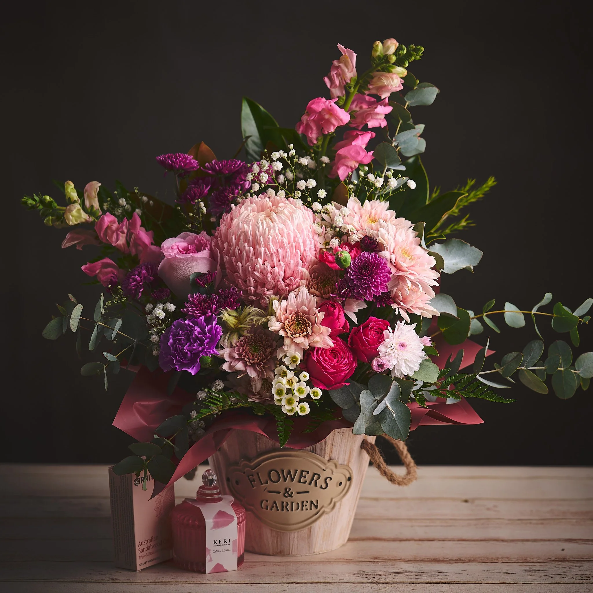 Delight Her Gift Set