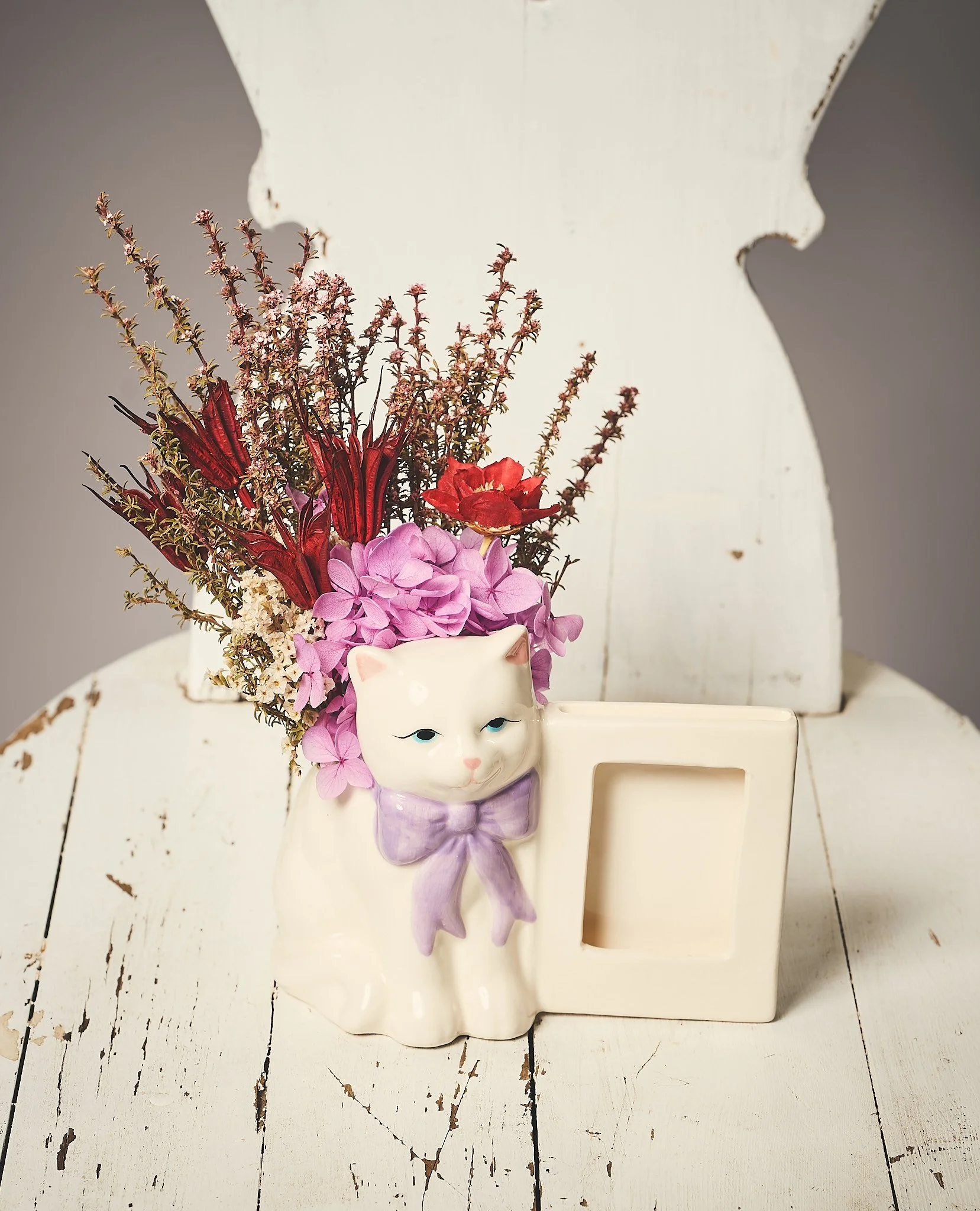 Kitty, Mini frame and flowers