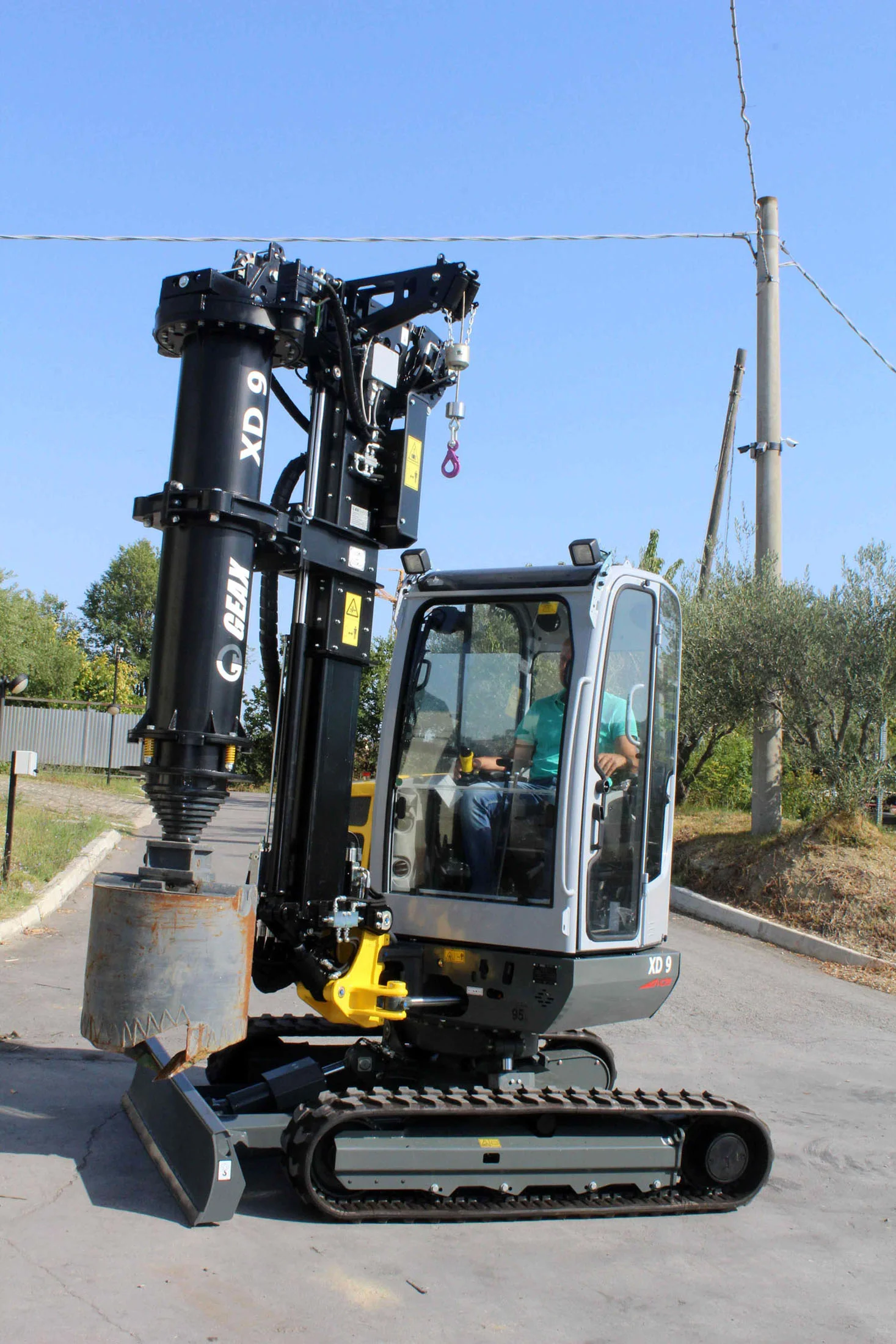 GEAX XD9 Limited Access Piling Rig Limited Access Piling Rig Mounted on Wacker Neuson 3503 GEAX ~ 2016 Hours: 70