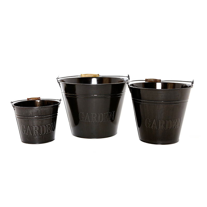 zincgardenbucket.jpg