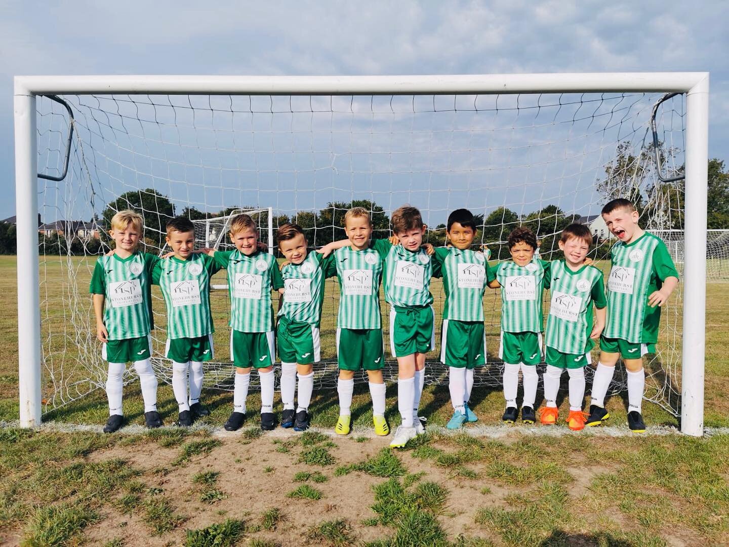 One of our company brand values is COMMUNITY💚 🤍 We love where we live so getting involved in local schools, charities, businesses and sports teams is important to us. 
Proud sponsors of Chichester City U7s team 💚🤍⚽️