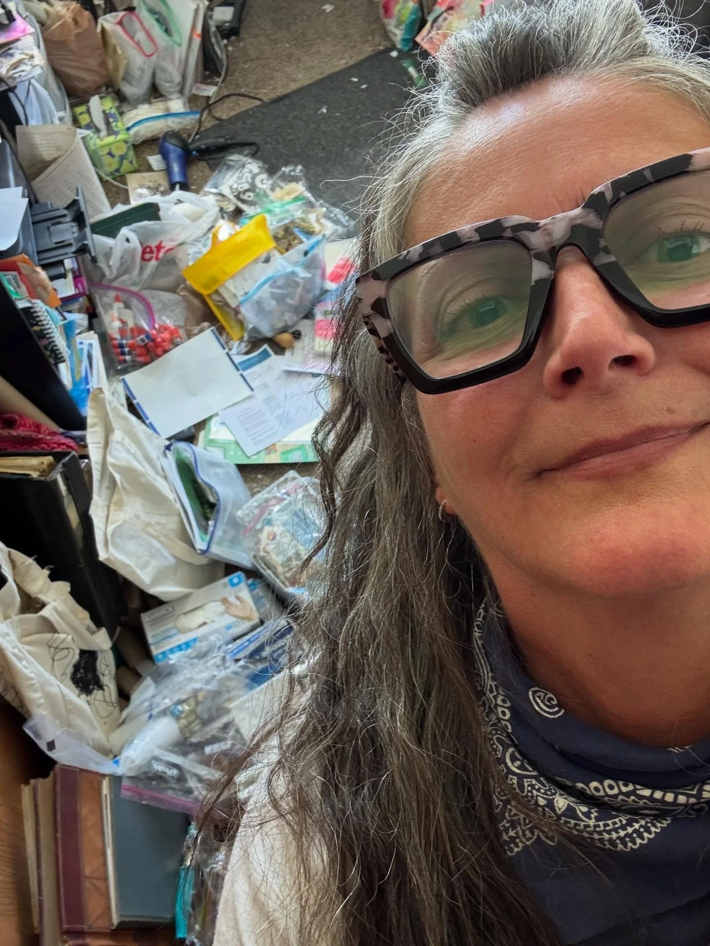 Got some organized chaos going on over here as I am getting ready to teach at @shakeragalley this weekend as part of their Art Adventure weekend!

The Adventure kicked off today! There were 14 workshops to choose from with 12 instructors. And if you 