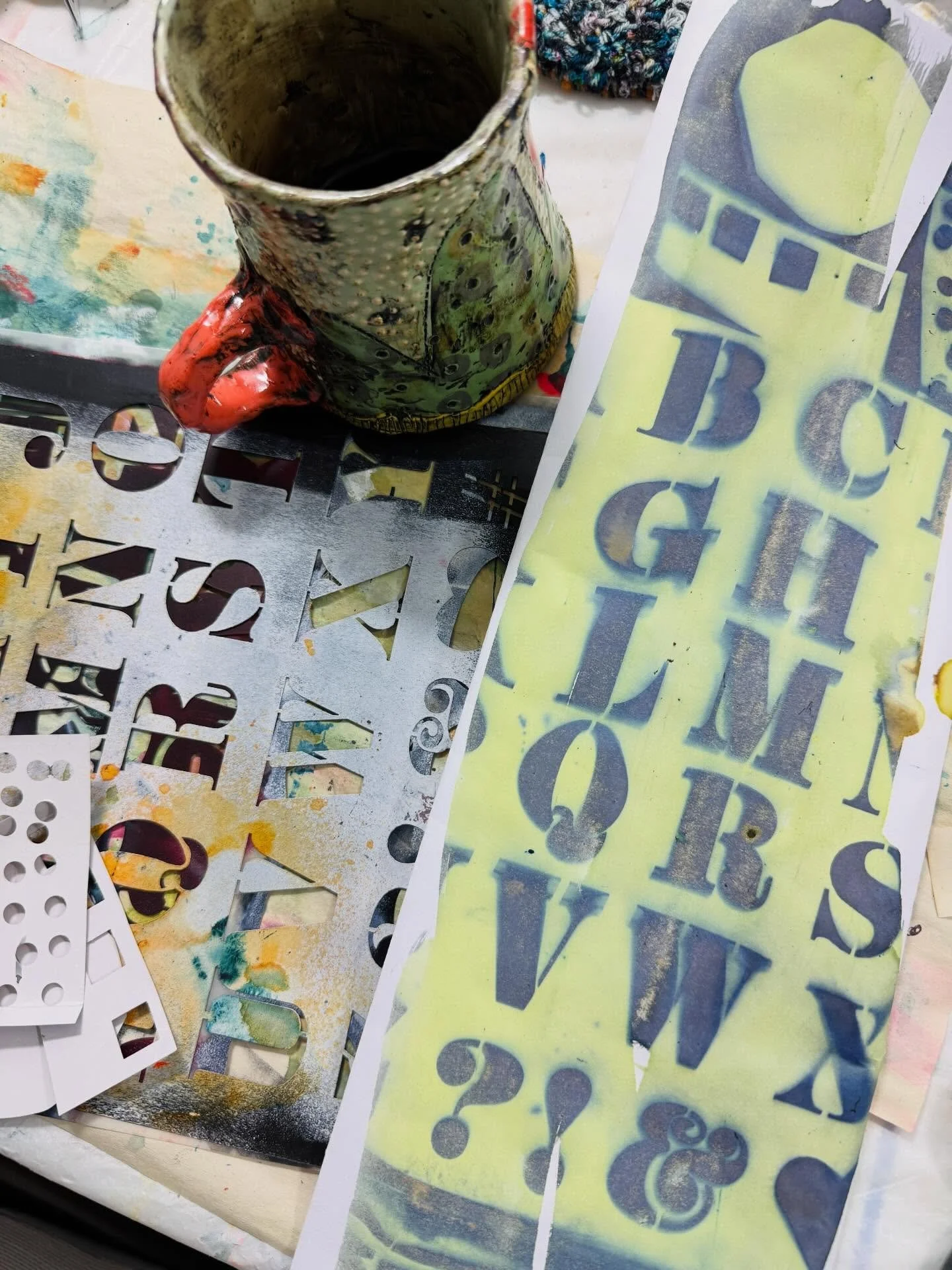 Vibes here today. ✨ Seeing what behaves as it should (and that includes me&hellip;. lol.) 

#cyanotype #instructor #artist