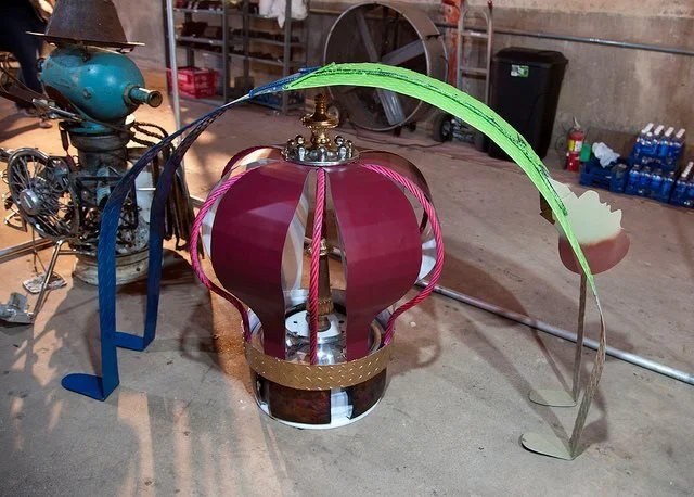 Monumetal Ben over backwards.jpg