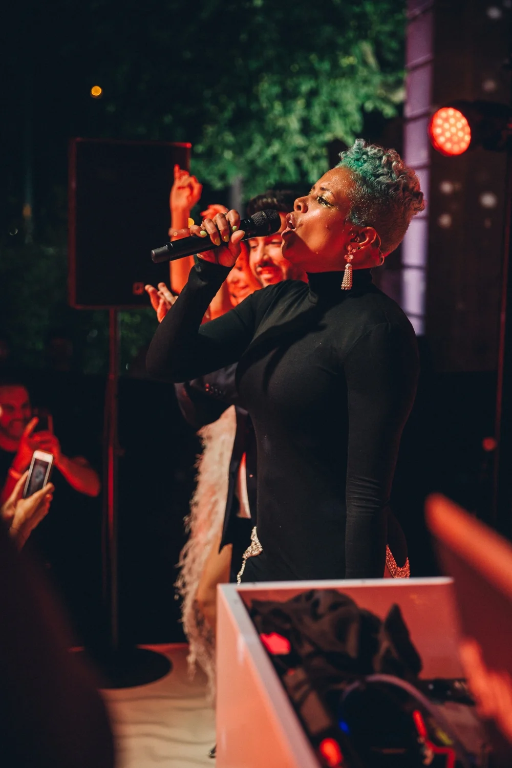 Kelis performing at Ralph&amp;Russo