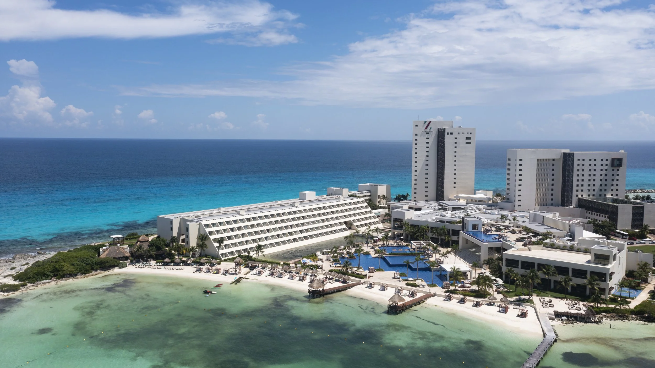 Hyatt-Ziva-Cancun-Aerial Shot-10.jpg