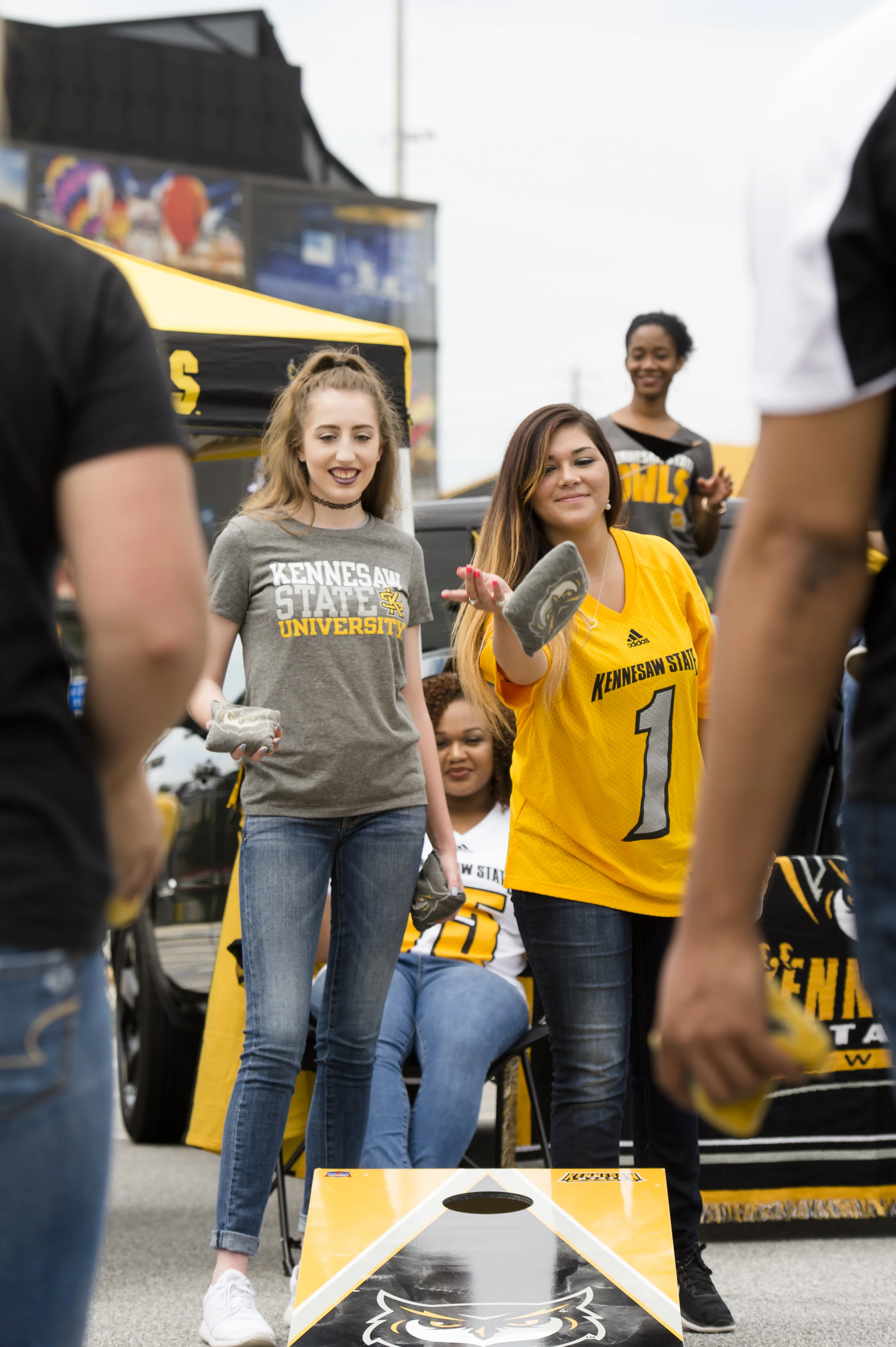 2017_Licensing_Tailgate_LA_072.jpg