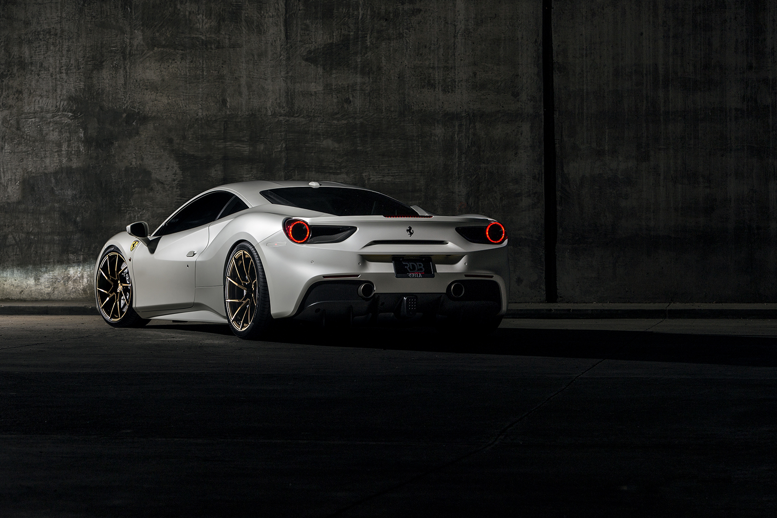 SML 488_REAR3QUARTER_02.jpg