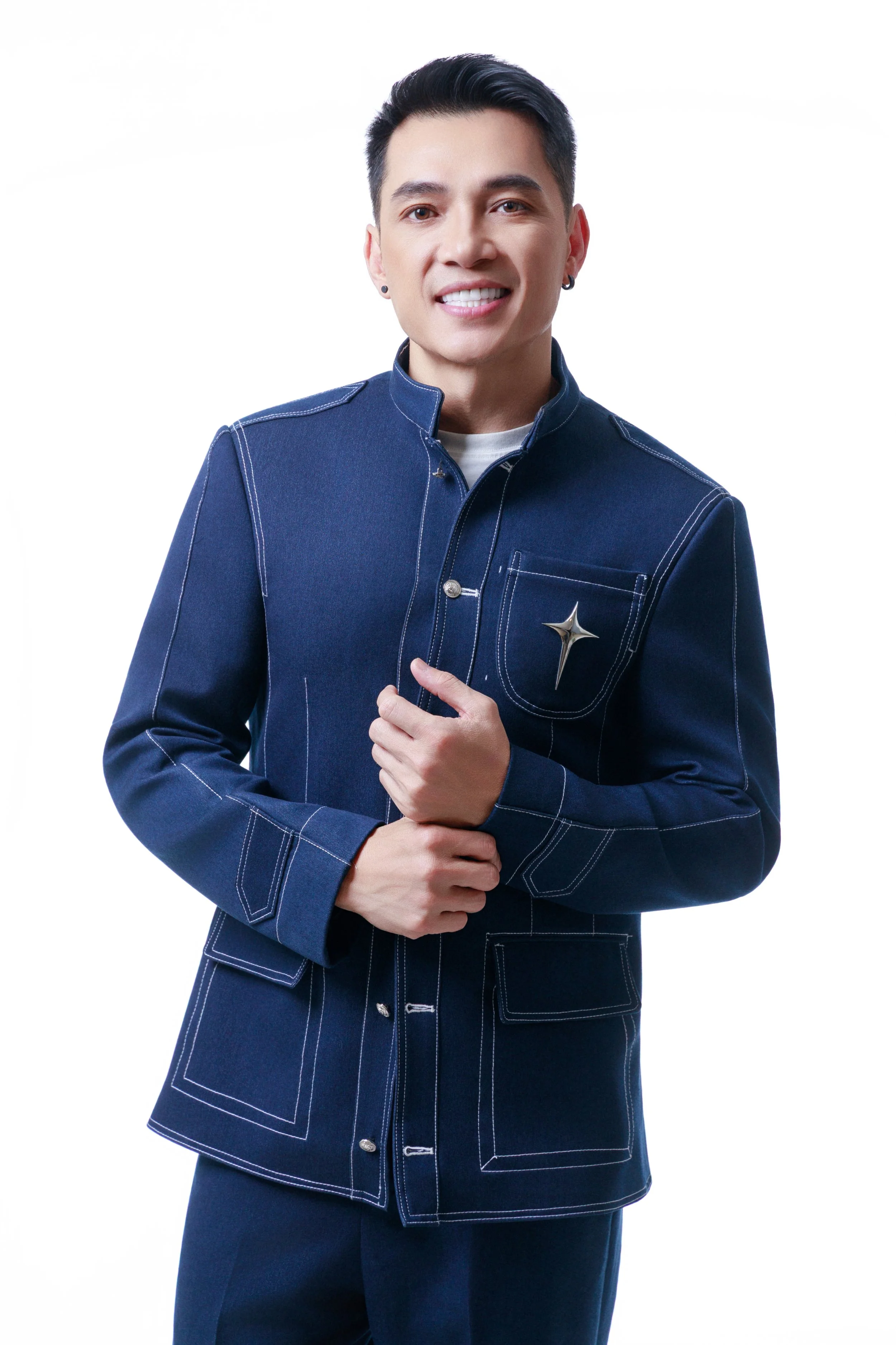 aLTQuang11101 copy.jpg