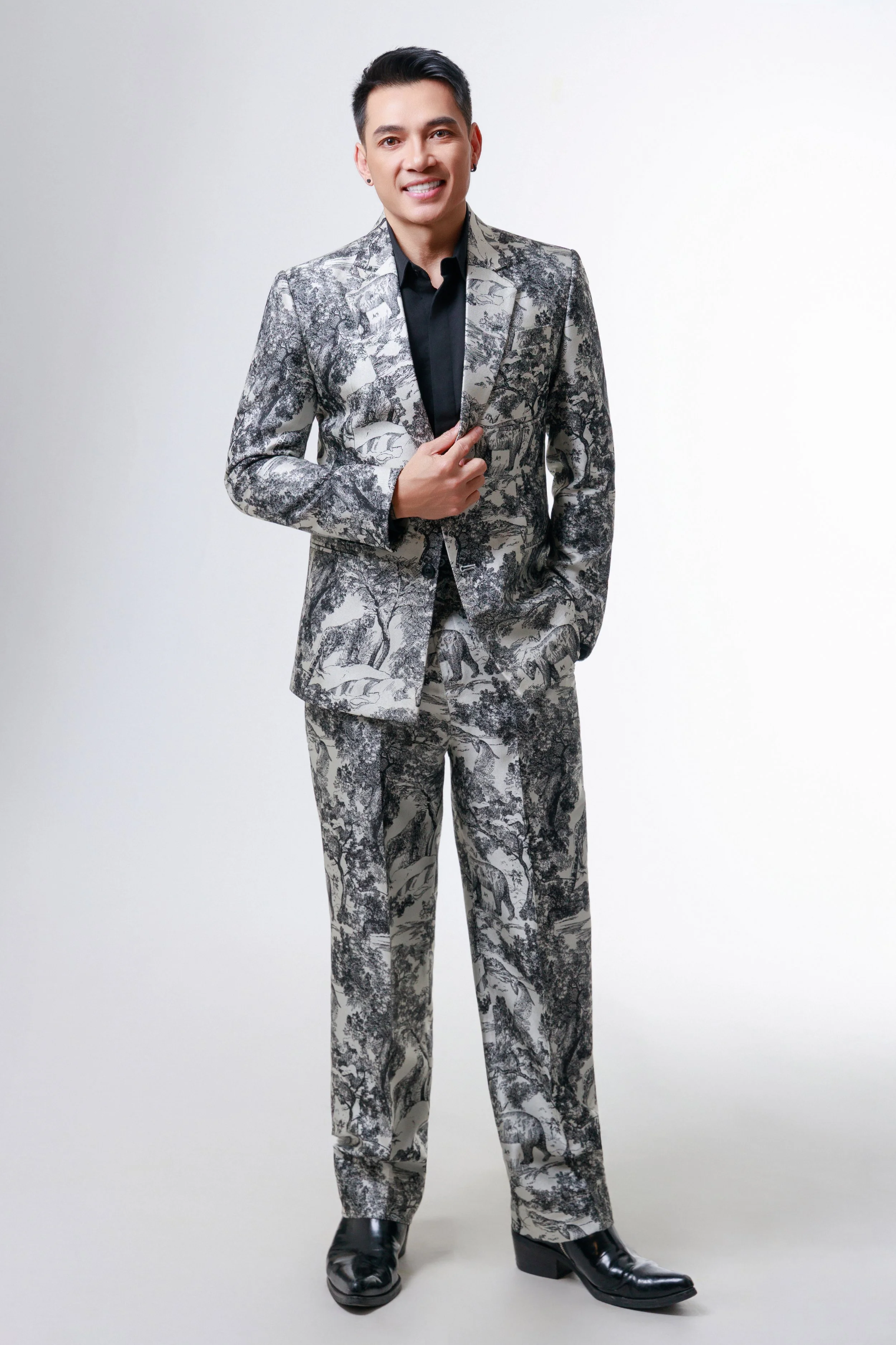 aLTQuang11150 copy.jpg