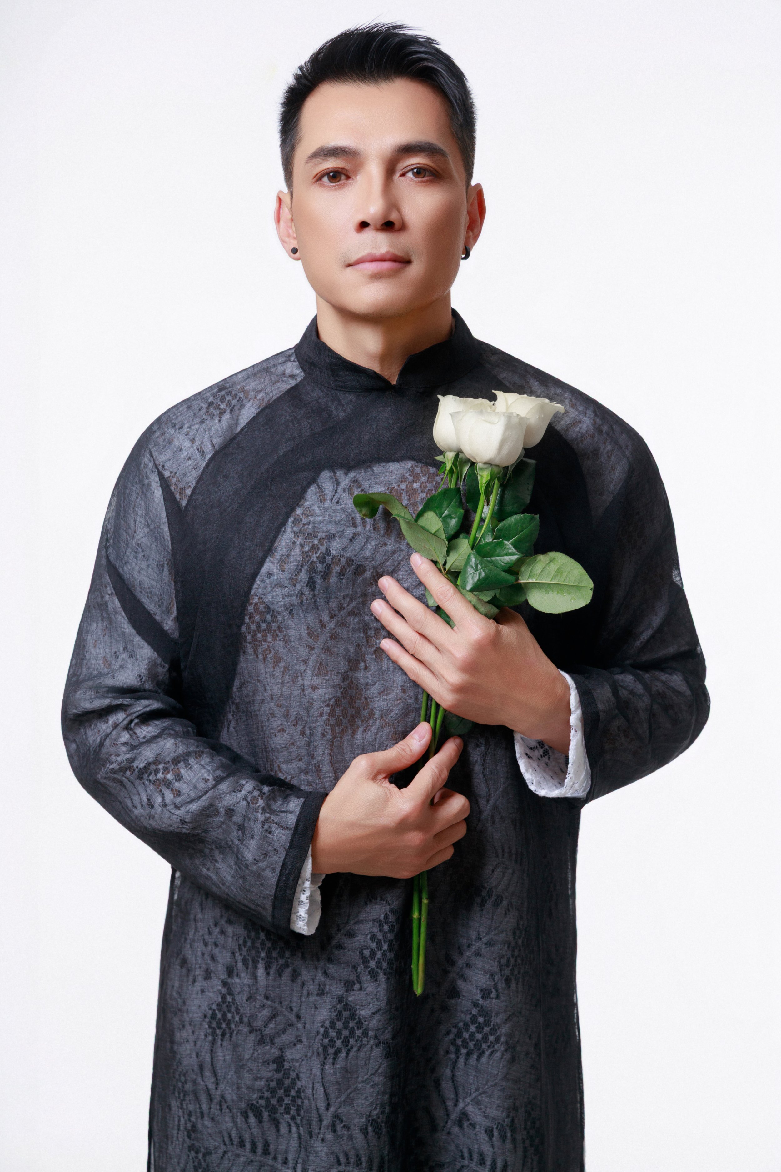 aLTQuang11390 copy.jpg