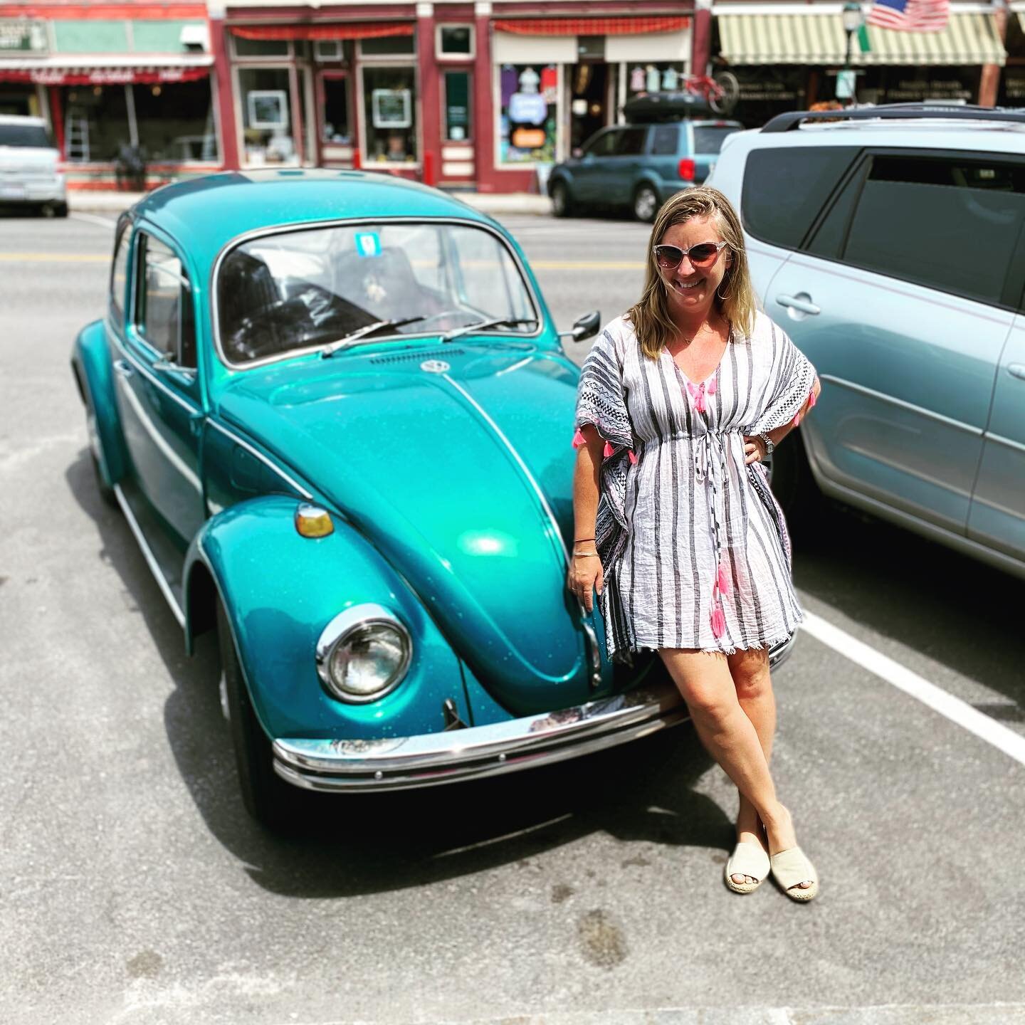 1969 Bug parked out in front of the shop. Wish you could see the 🌈 glitter in her paint ☮️#islandgirl