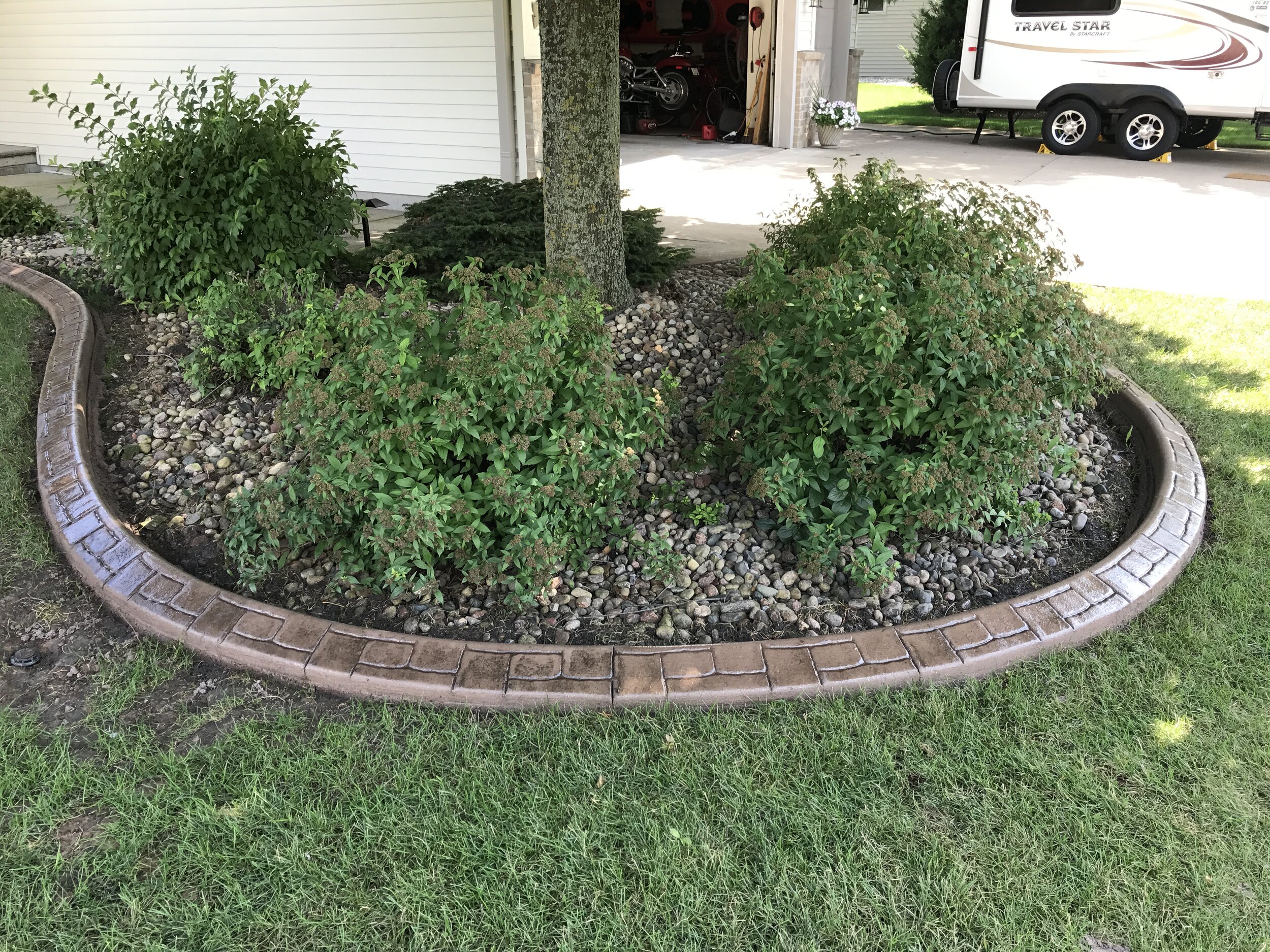 Concrete Curb Edging