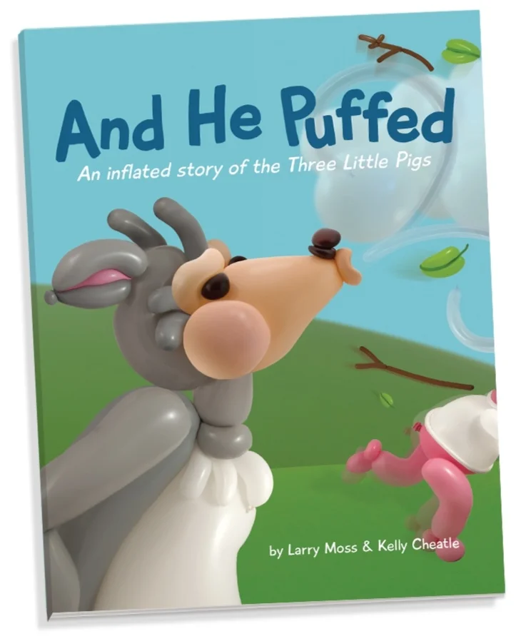 A modern retelling of the old tale of The Three Little Pigs , fully illustrated with Airigami artwork.