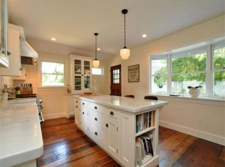 WoburnStReading-Kitchen3.jpg