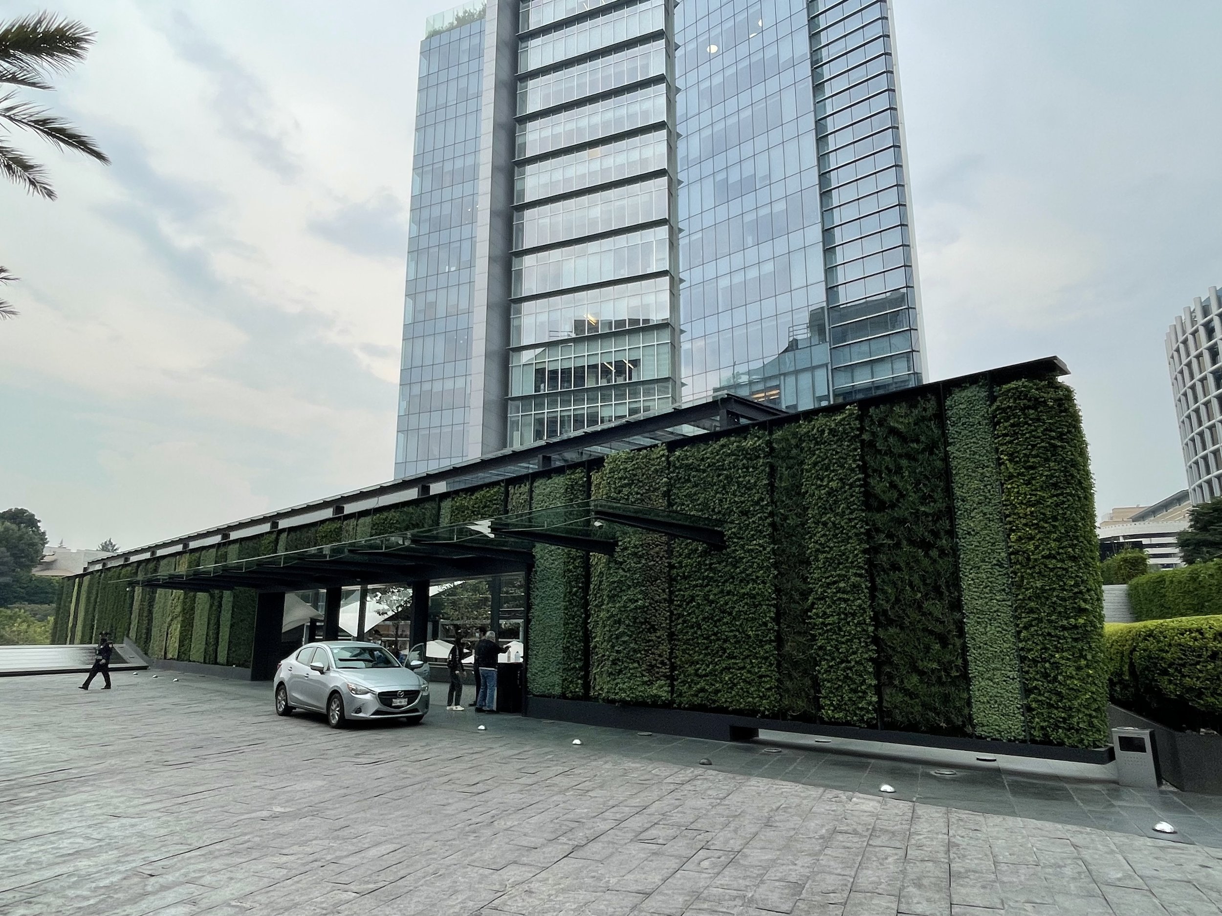 Jardín Vertical Park Plaza 1