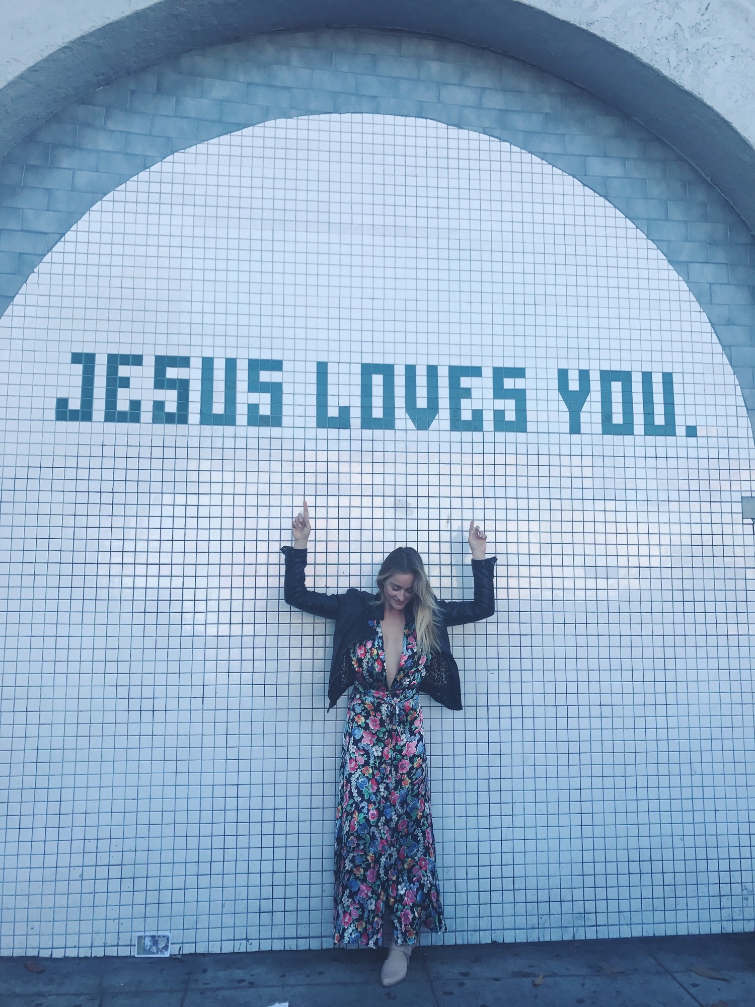 Having fun in the Mission with my BFF // you are loved!