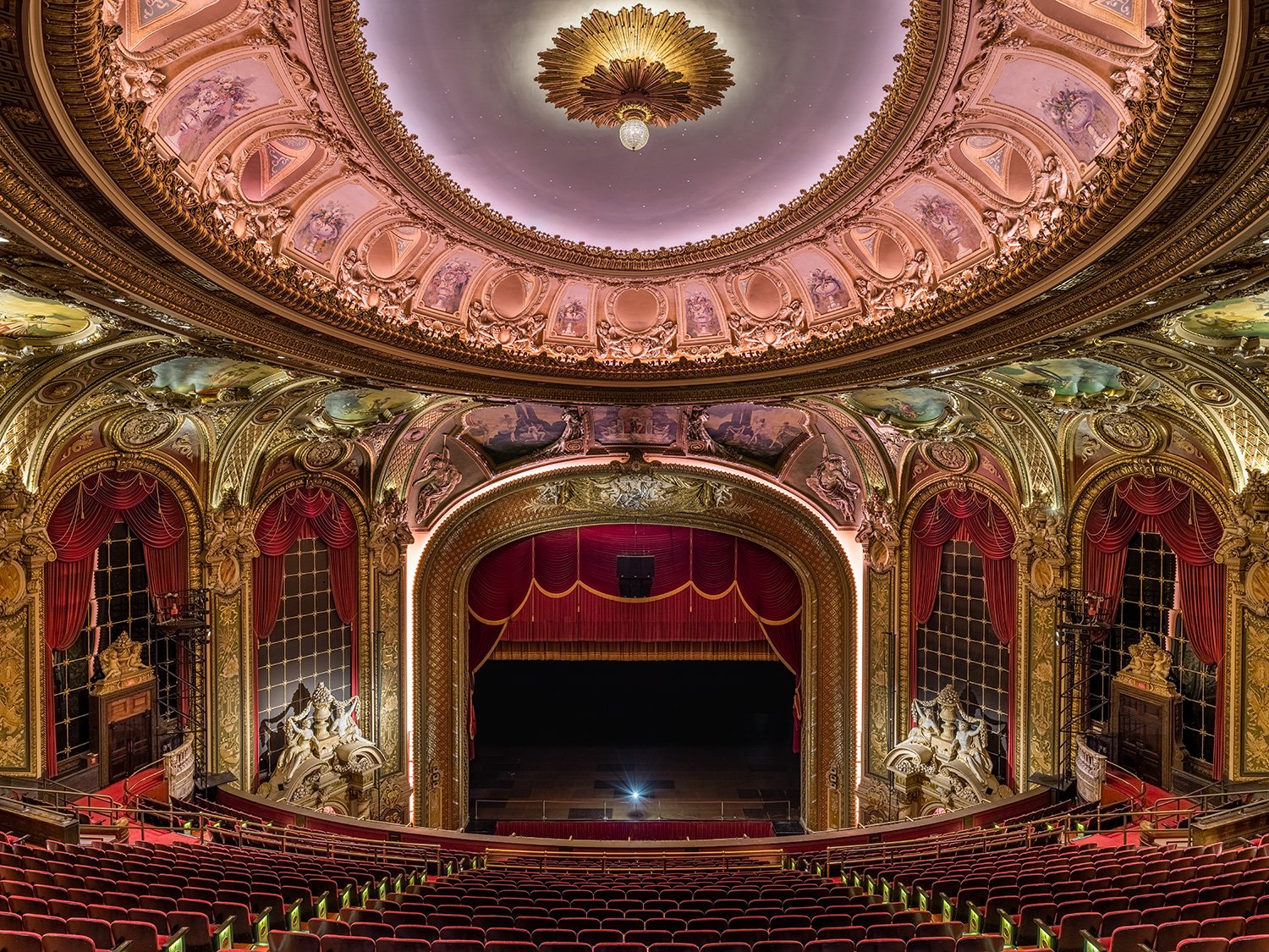 Wang Theatre, Boston