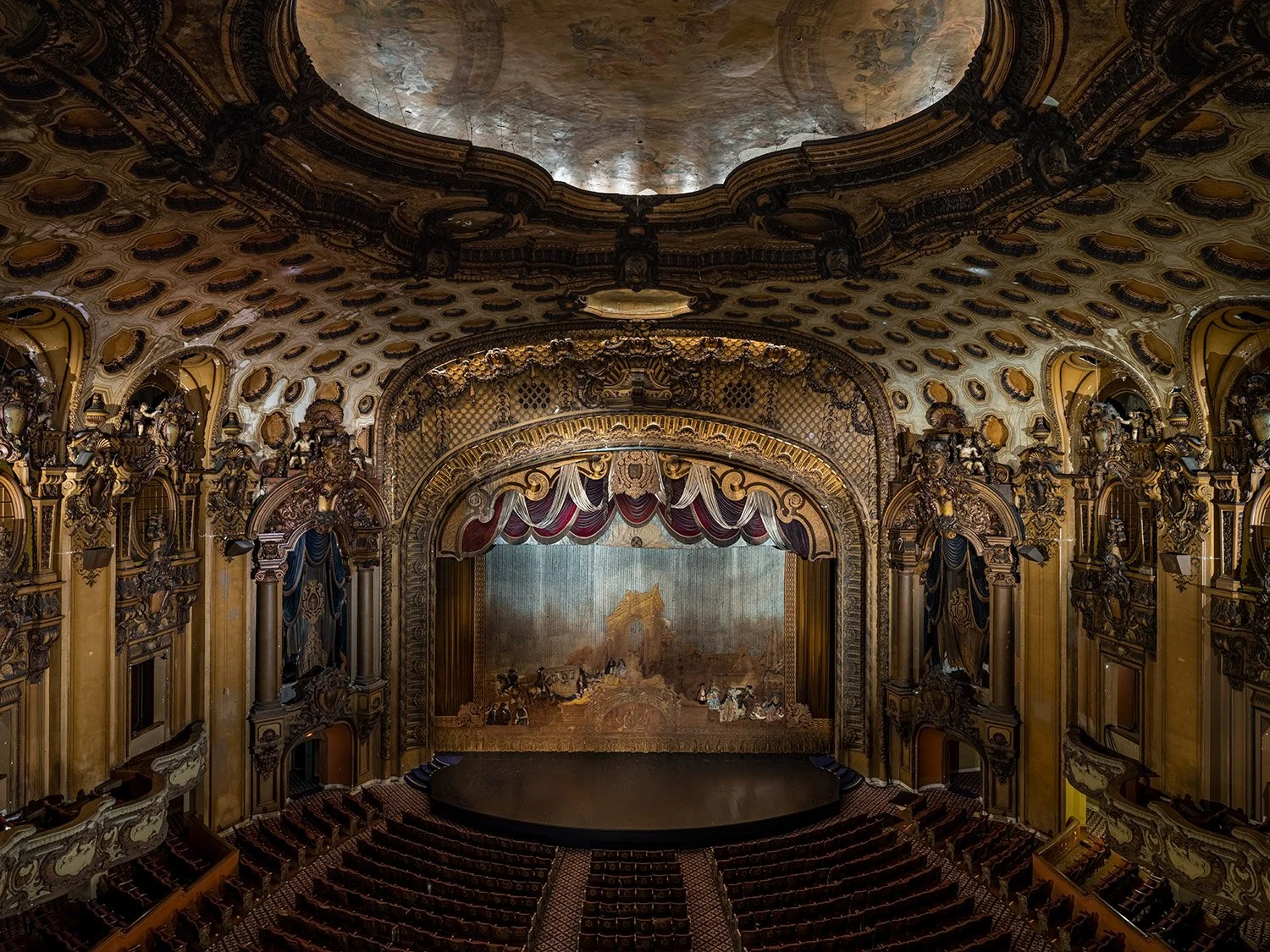 Architecture of Gilded Dreams — Christos J. Palios | Photographer