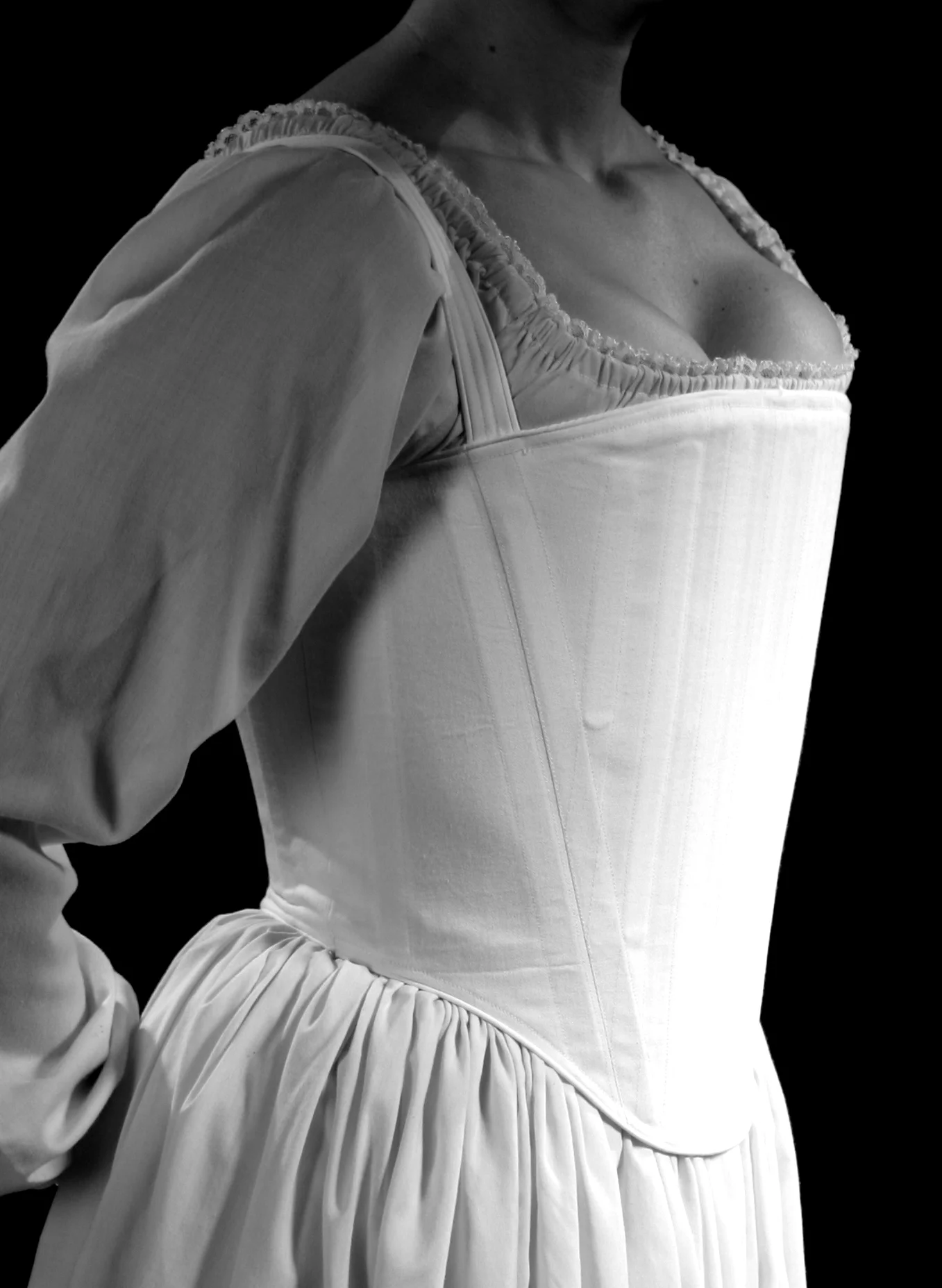 Period Corsets Anna side.JPG