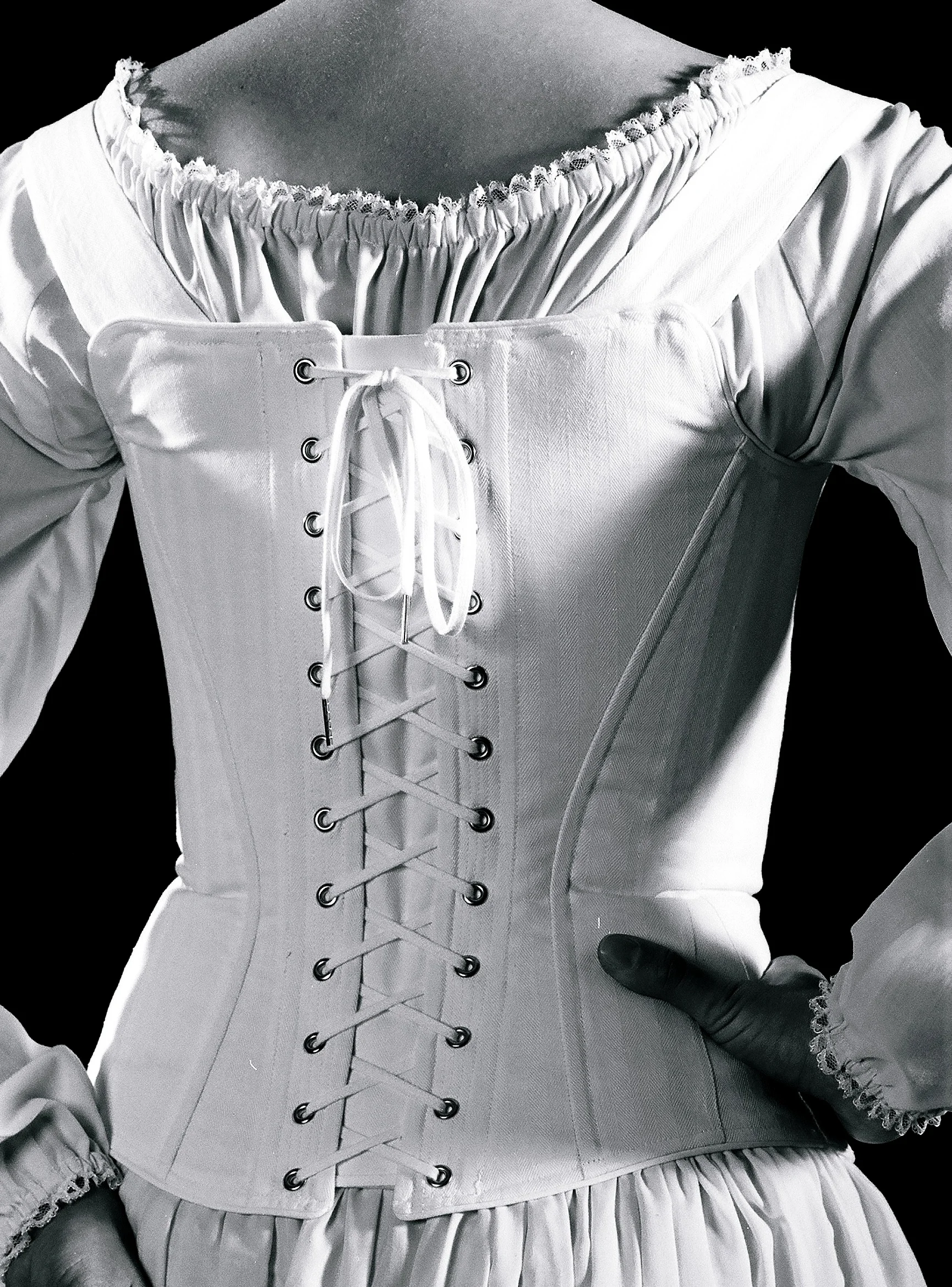 Period Corsets Patricia back.JPG
