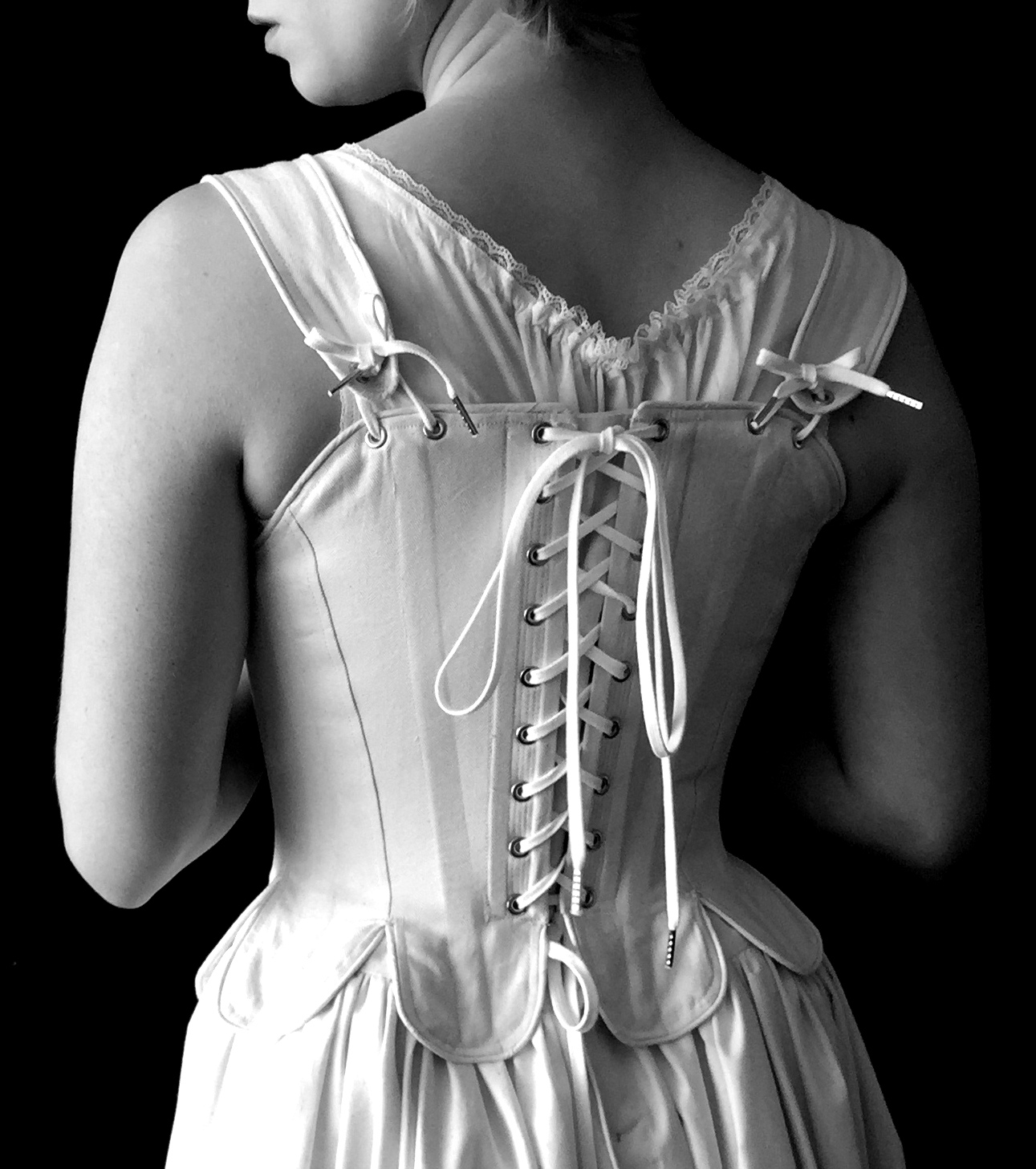 Period Corsets Sophie back.JPG