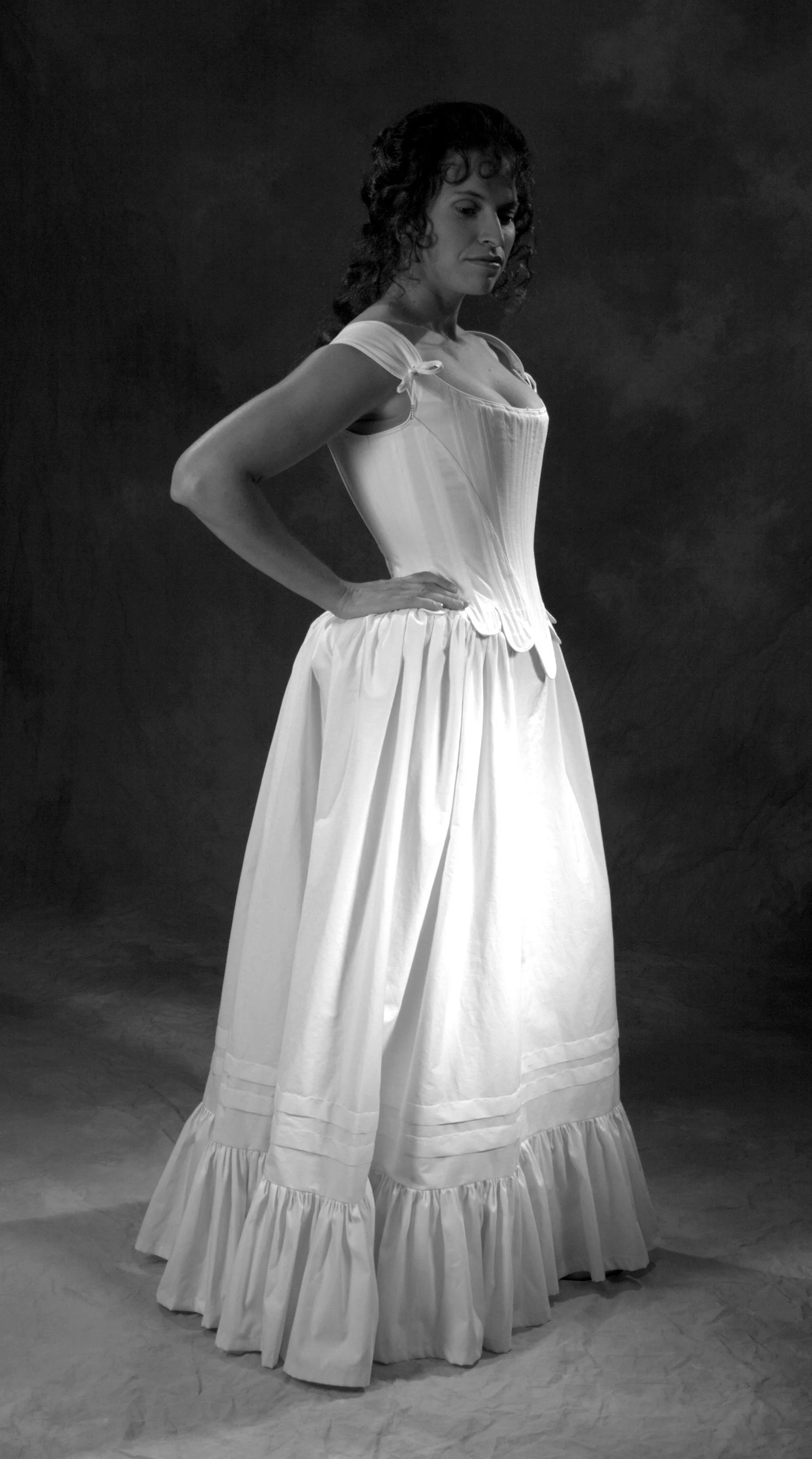 Period Corsets 17th c pett full.jpg