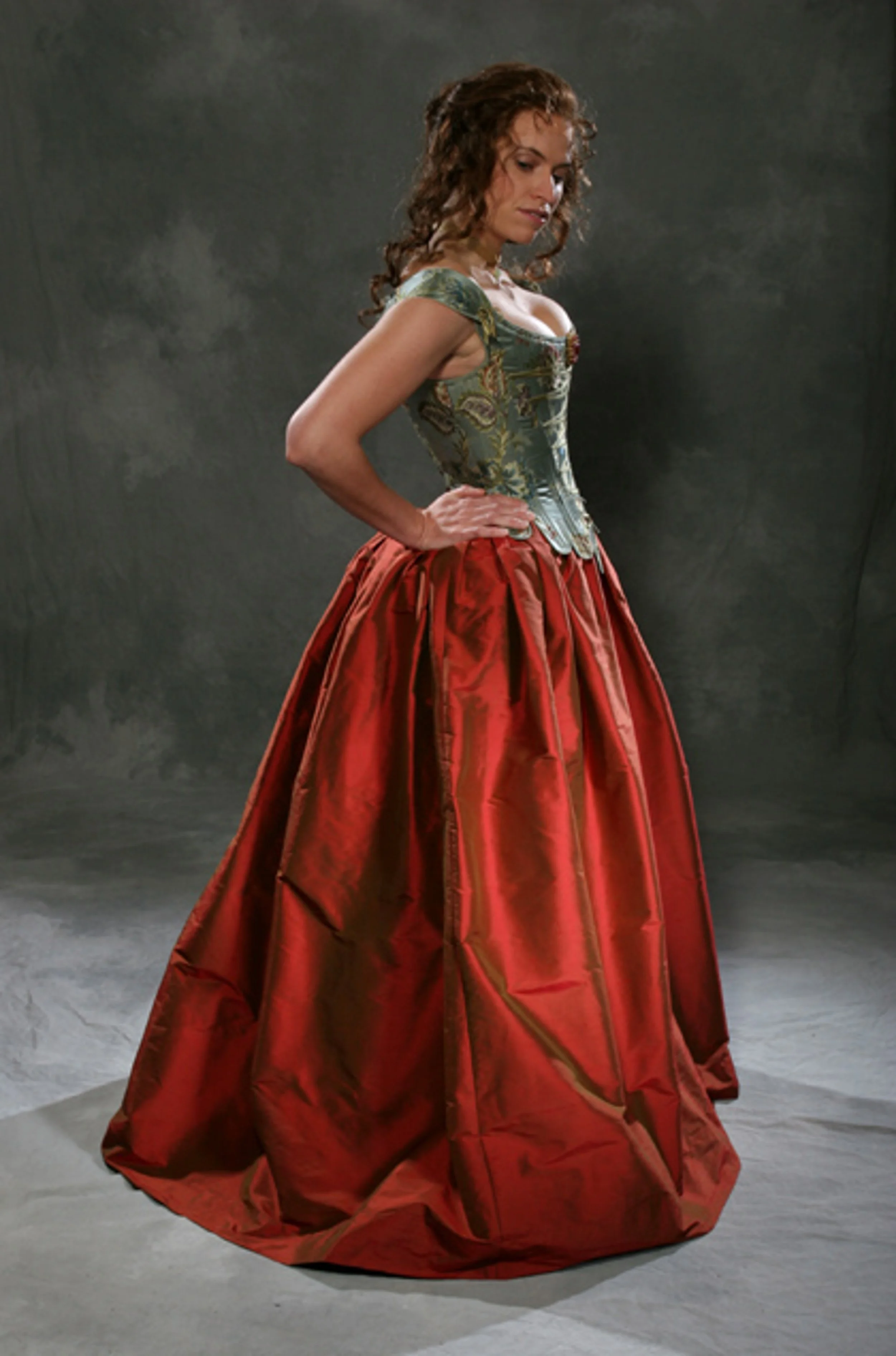  c. 1660- Kristina Stays, 17th c. bum roll, silk skirt  click photo to see more 17th century inspired looks 