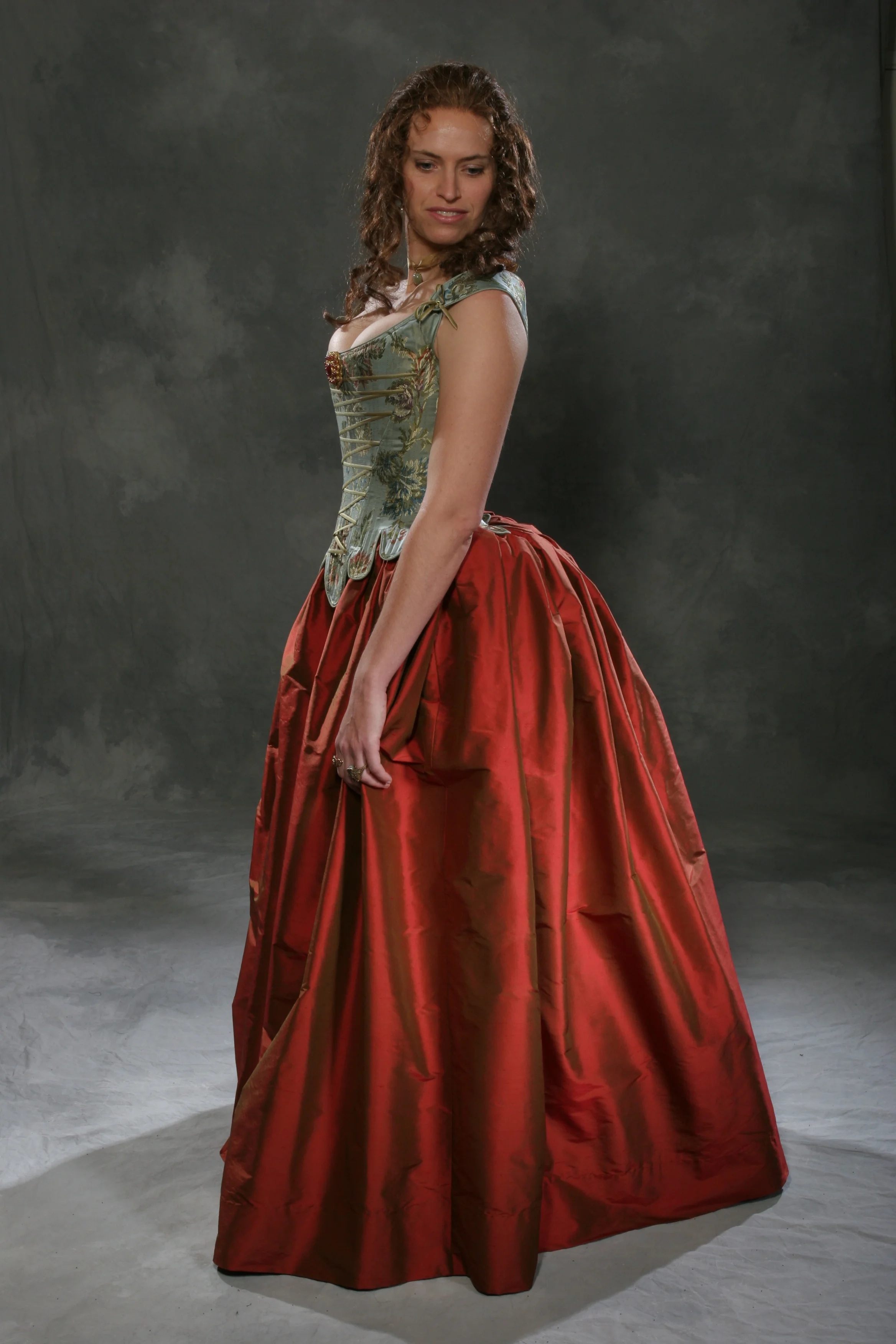  Bespoke flatlined c. 1660 Kristina worn with silk 17th c. Petticoat and 17th c. bum roll 