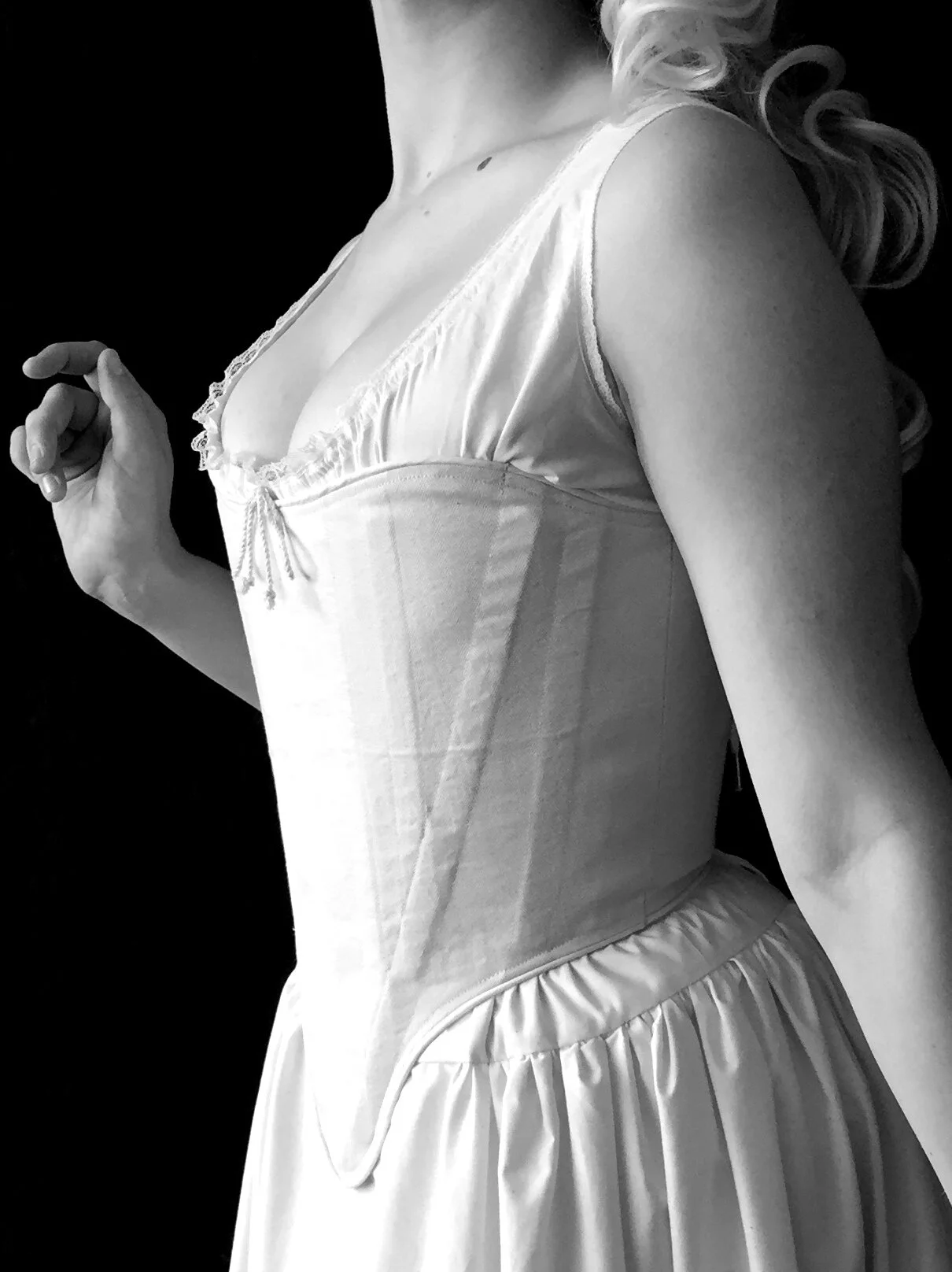 Period Corsets Judy side 2-001.JPG