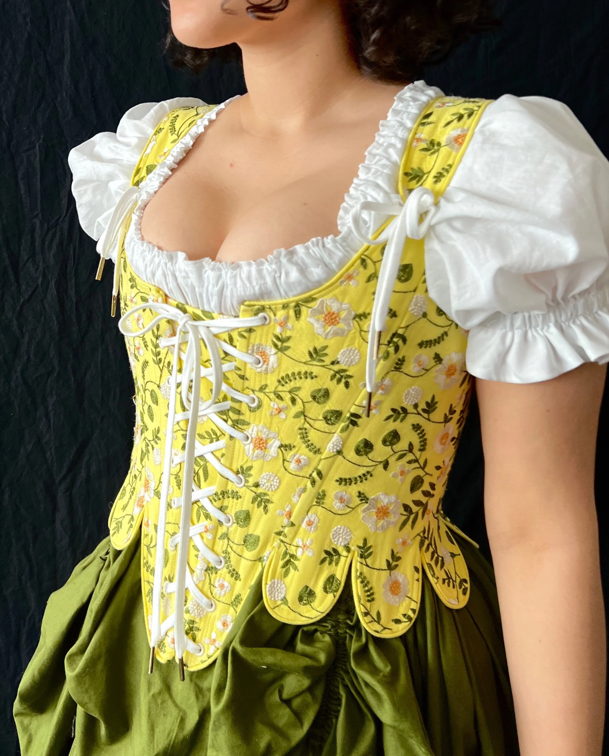 Ren Faire-Marie w/Tabs Yellow Embroidered