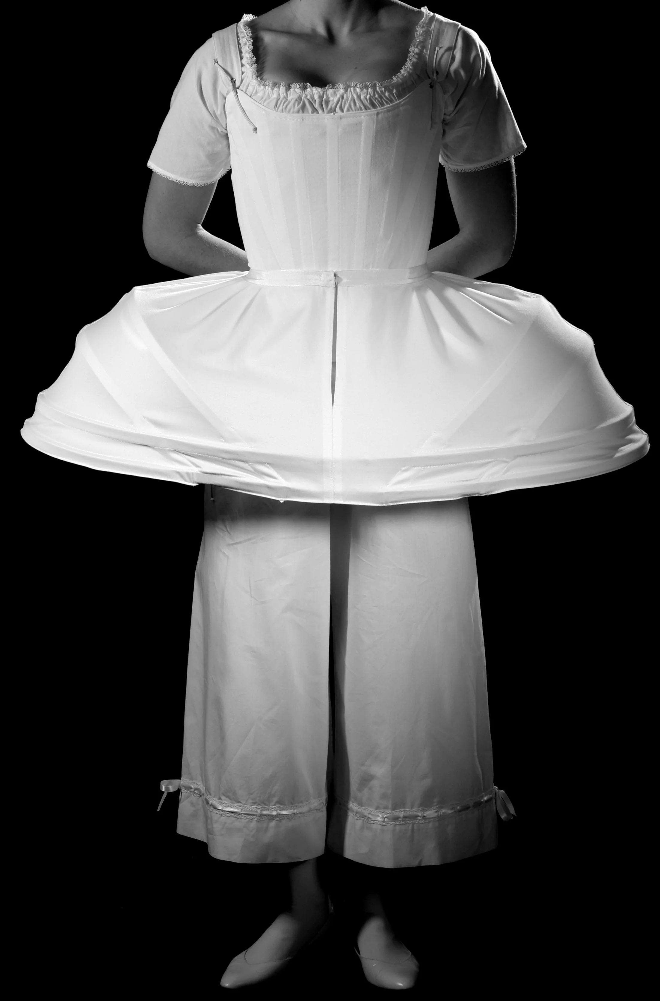 Period Corsets Full Pannier 1.JPG