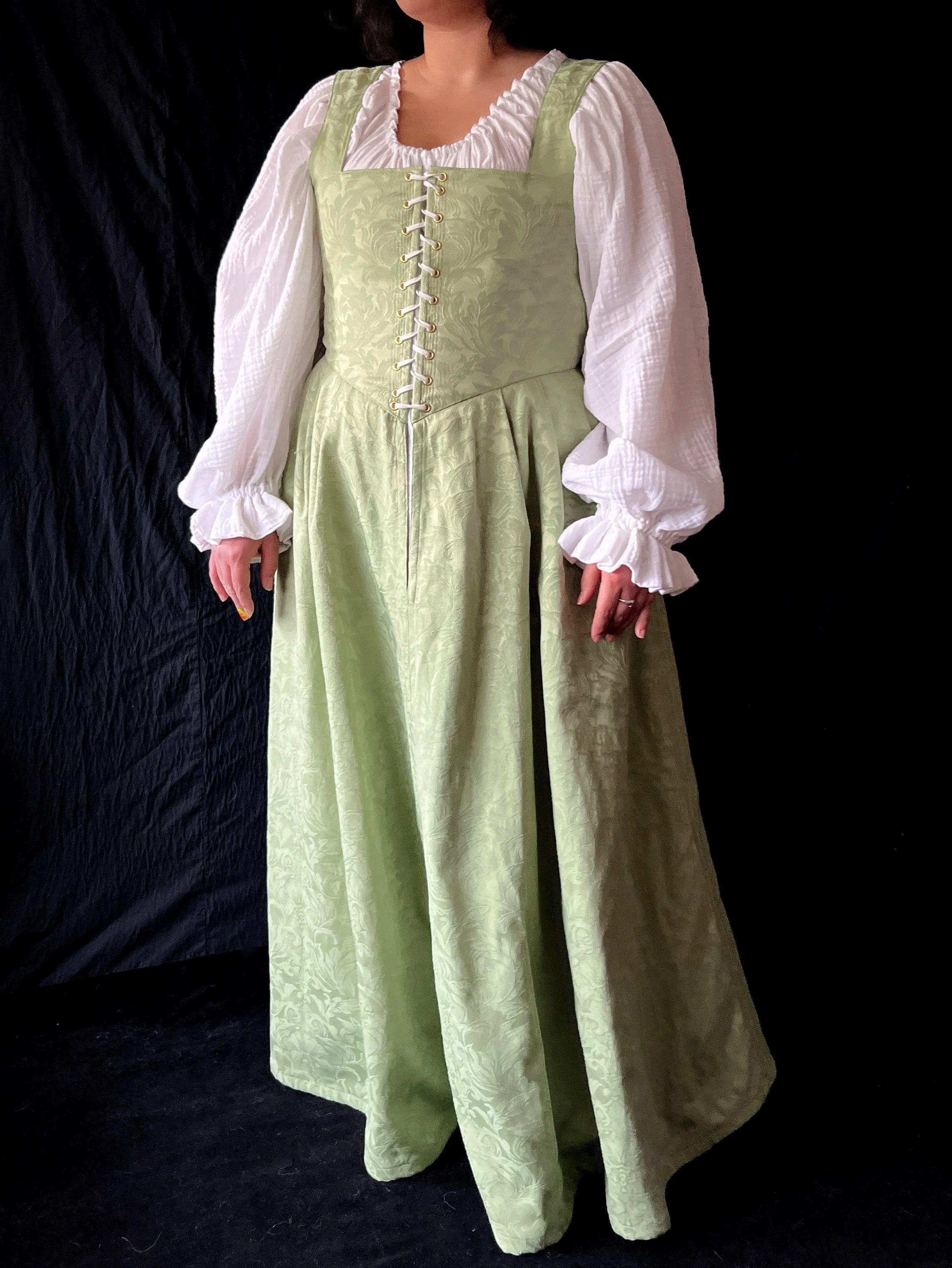 Bespoke Kirtle & Romantic Chemise