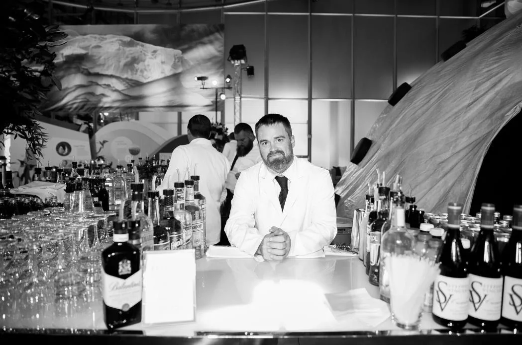 bar.jpg