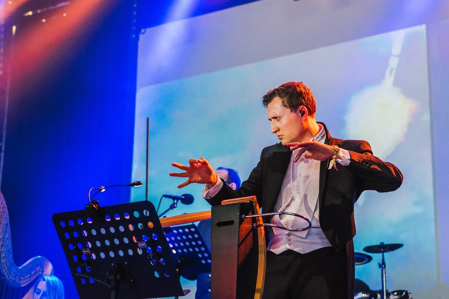 Theremin Performance at Blue Dot Festival with The Radio Science Orchestra - Charlie Draper