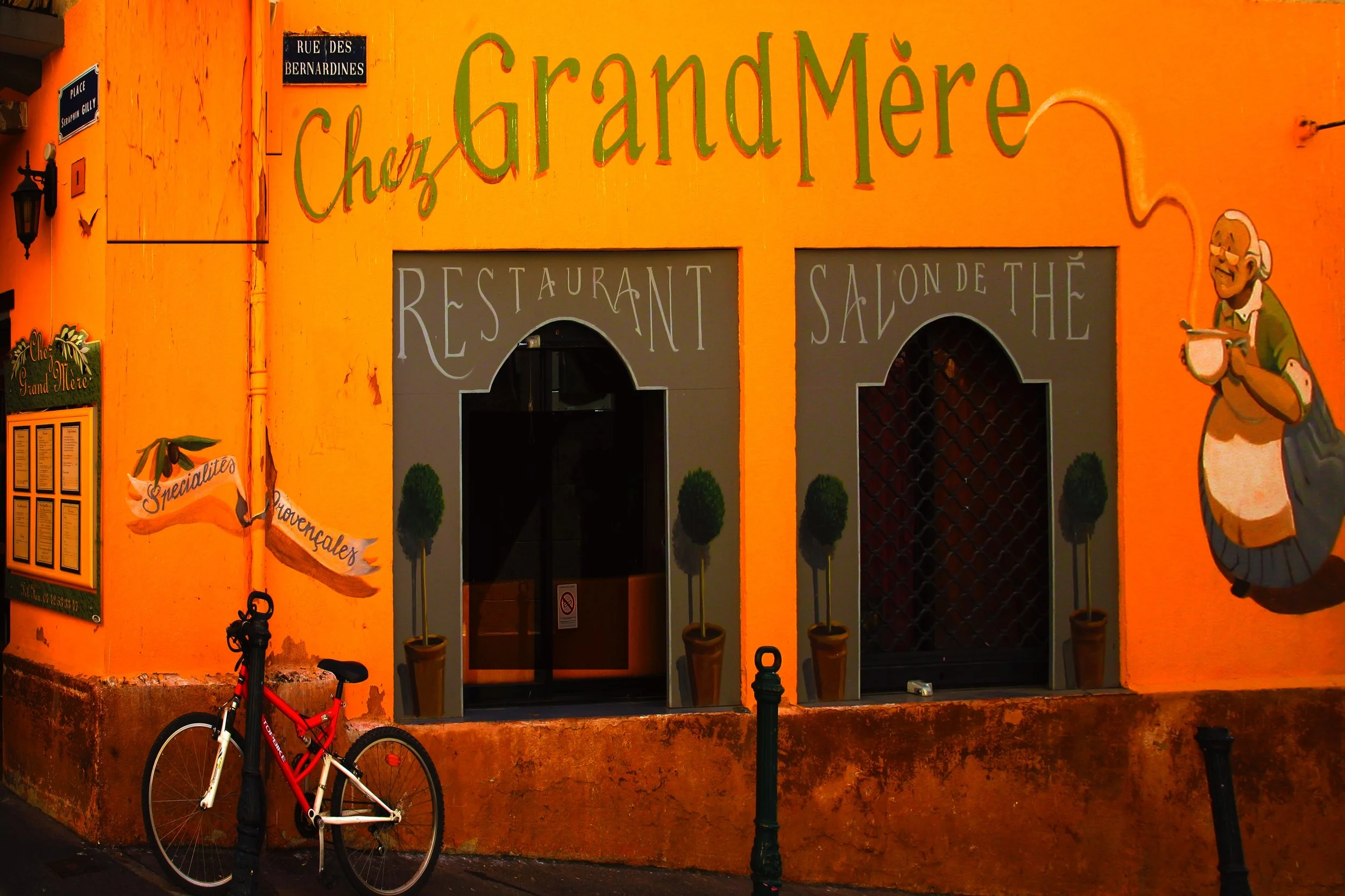 Chez Grand Mere, Tea Room, Avignon, France 2009 (Exteriors 3)