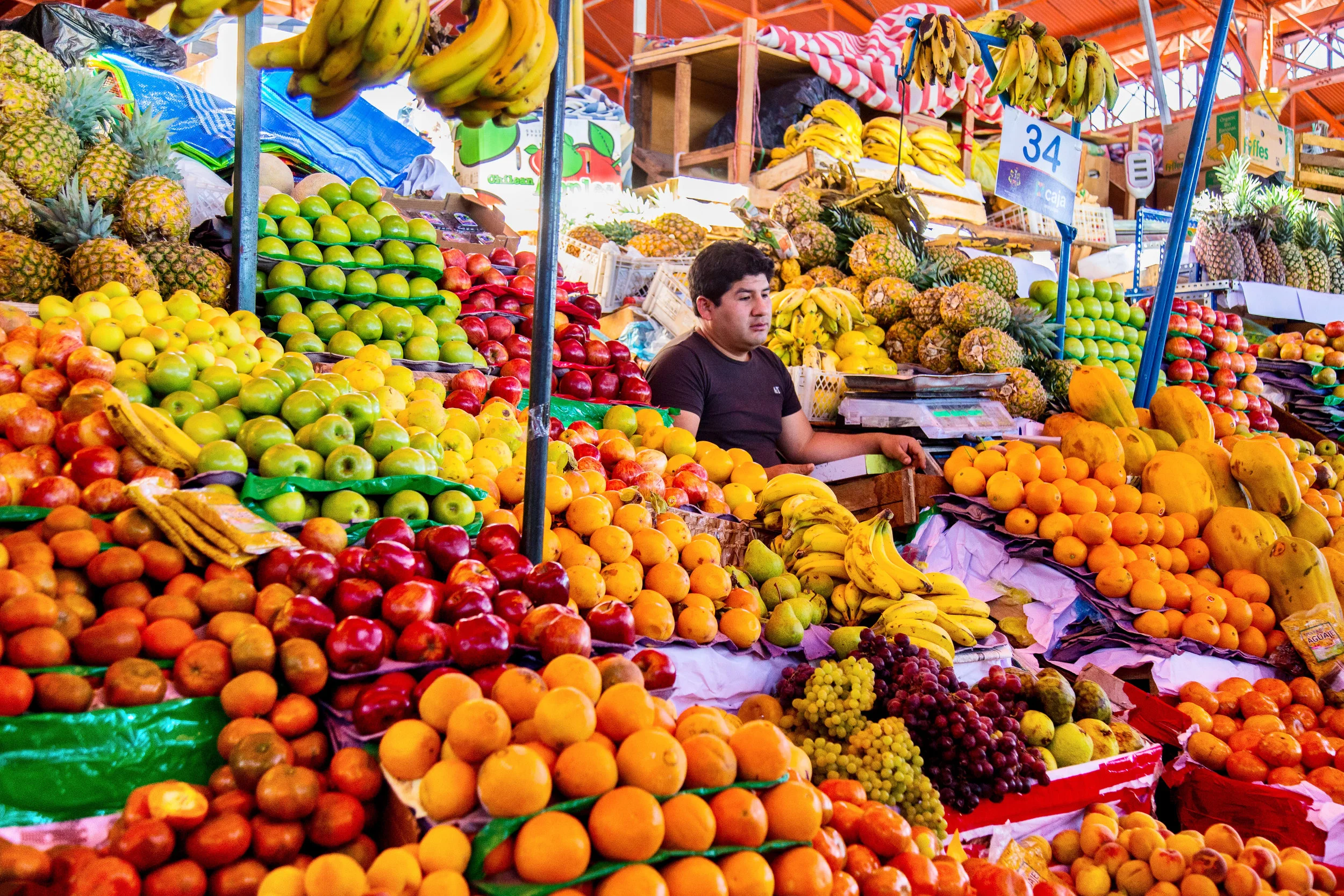 Fruit Stand, Aquas Calliente, Peru 2016 (Street Life 9)